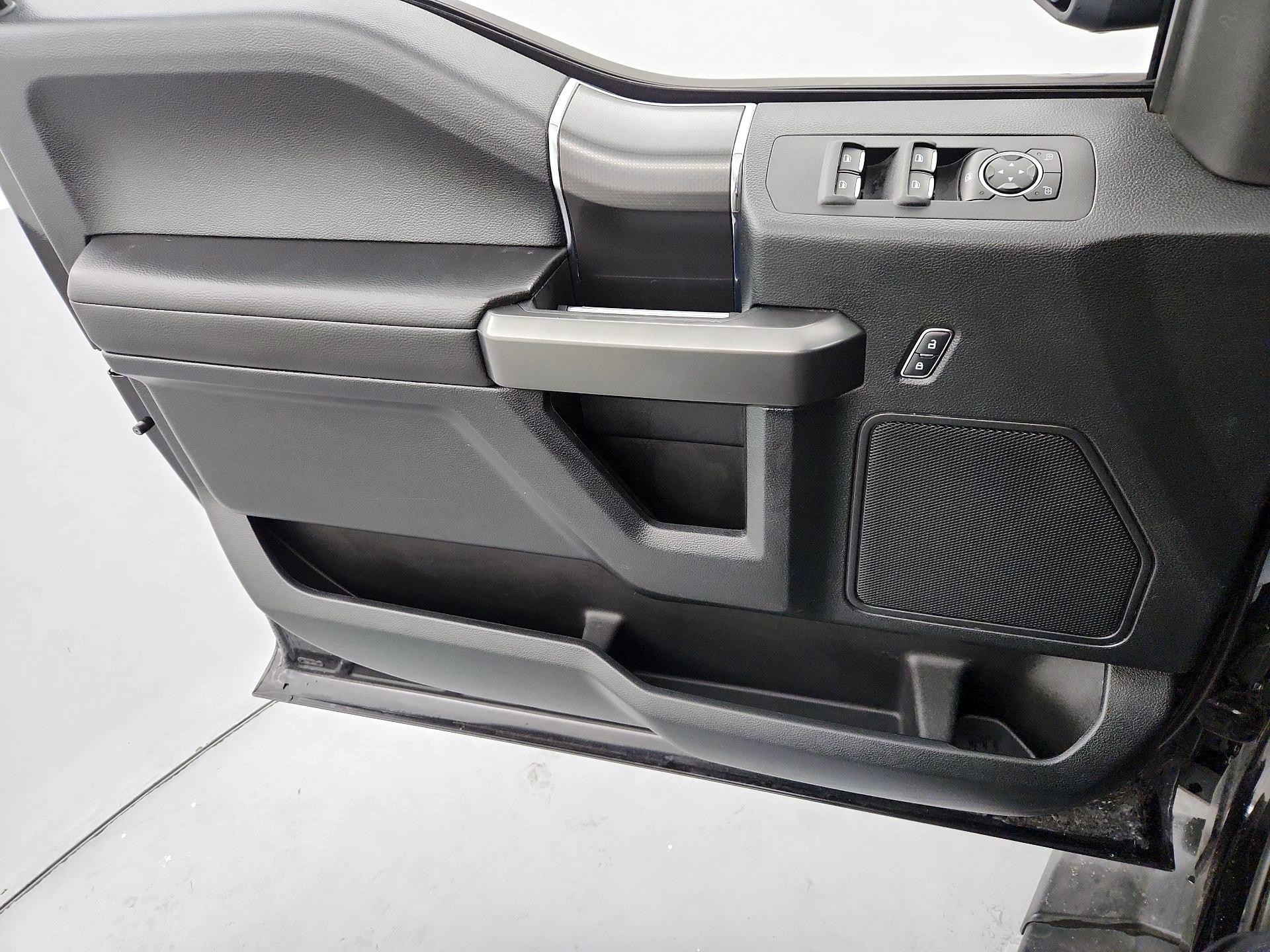 Thumbnail: 2016 Ford F-150 - 12