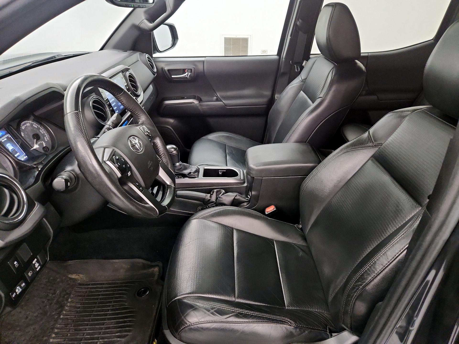 Thumbnail: 2021 Toyota Tacoma - 11