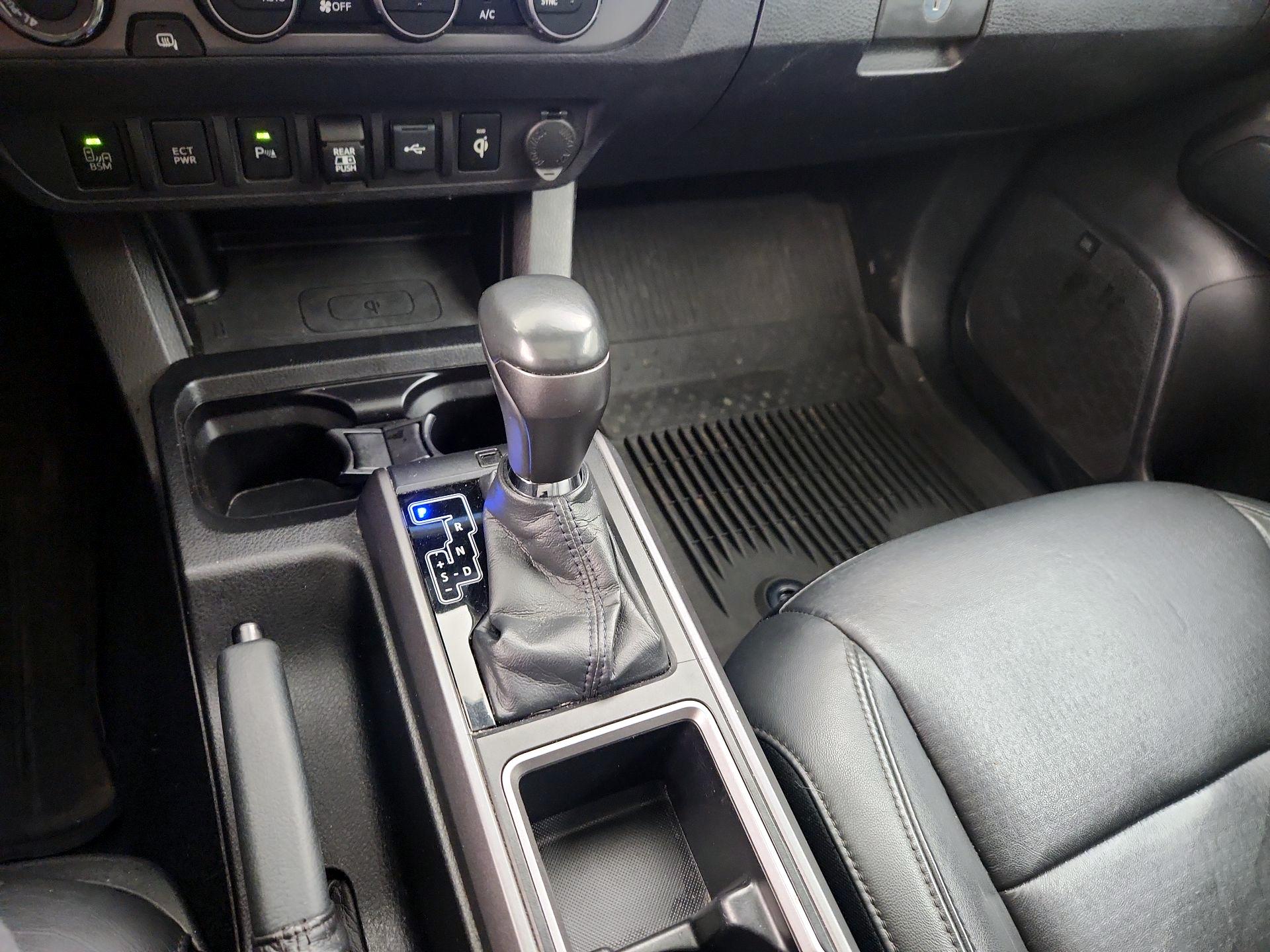 Thumbnail: 2021 Toyota Tacoma - 17