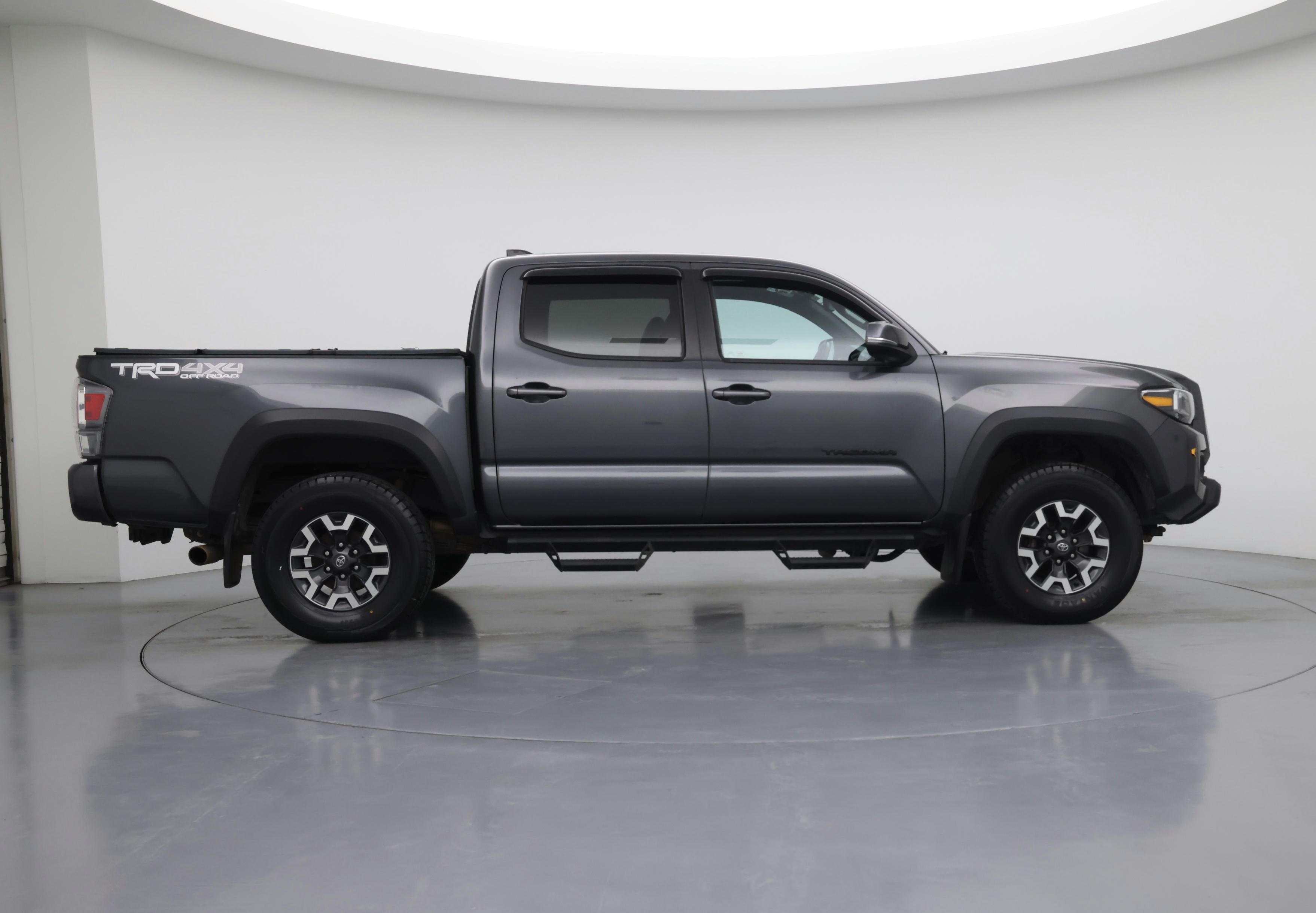 Thumbnail: 2021 Toyota Tacoma - 7