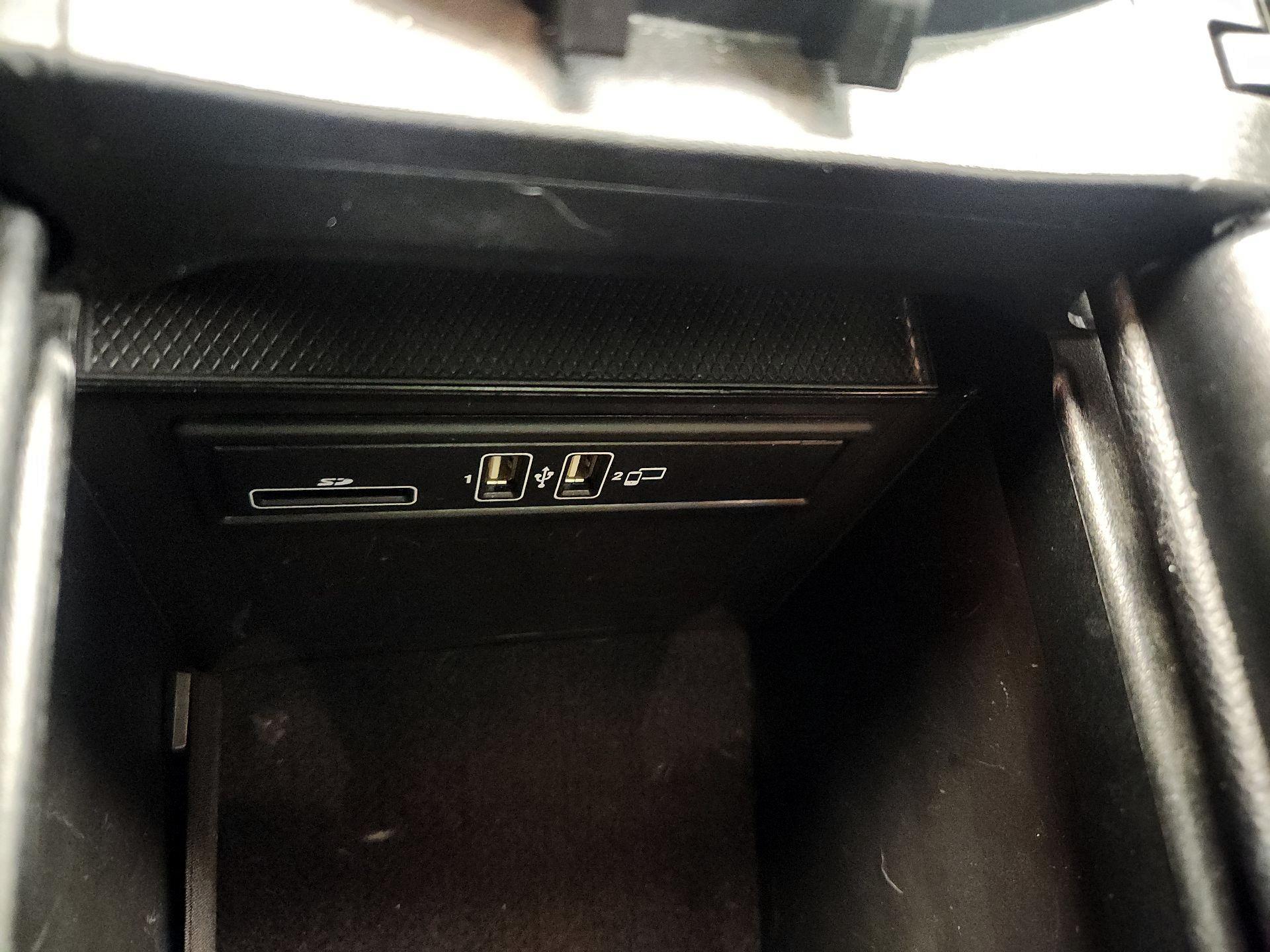 Thumbnail: 2018 Mercedes-Benz GLC - 18