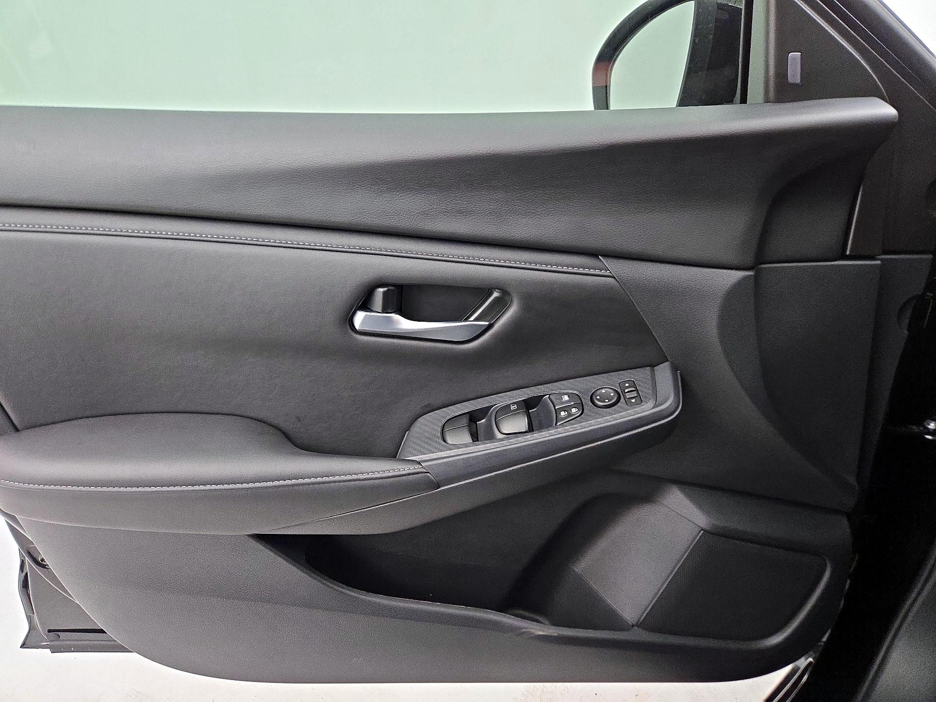 Thumbnail: 2025 Nissan Sentra - 12