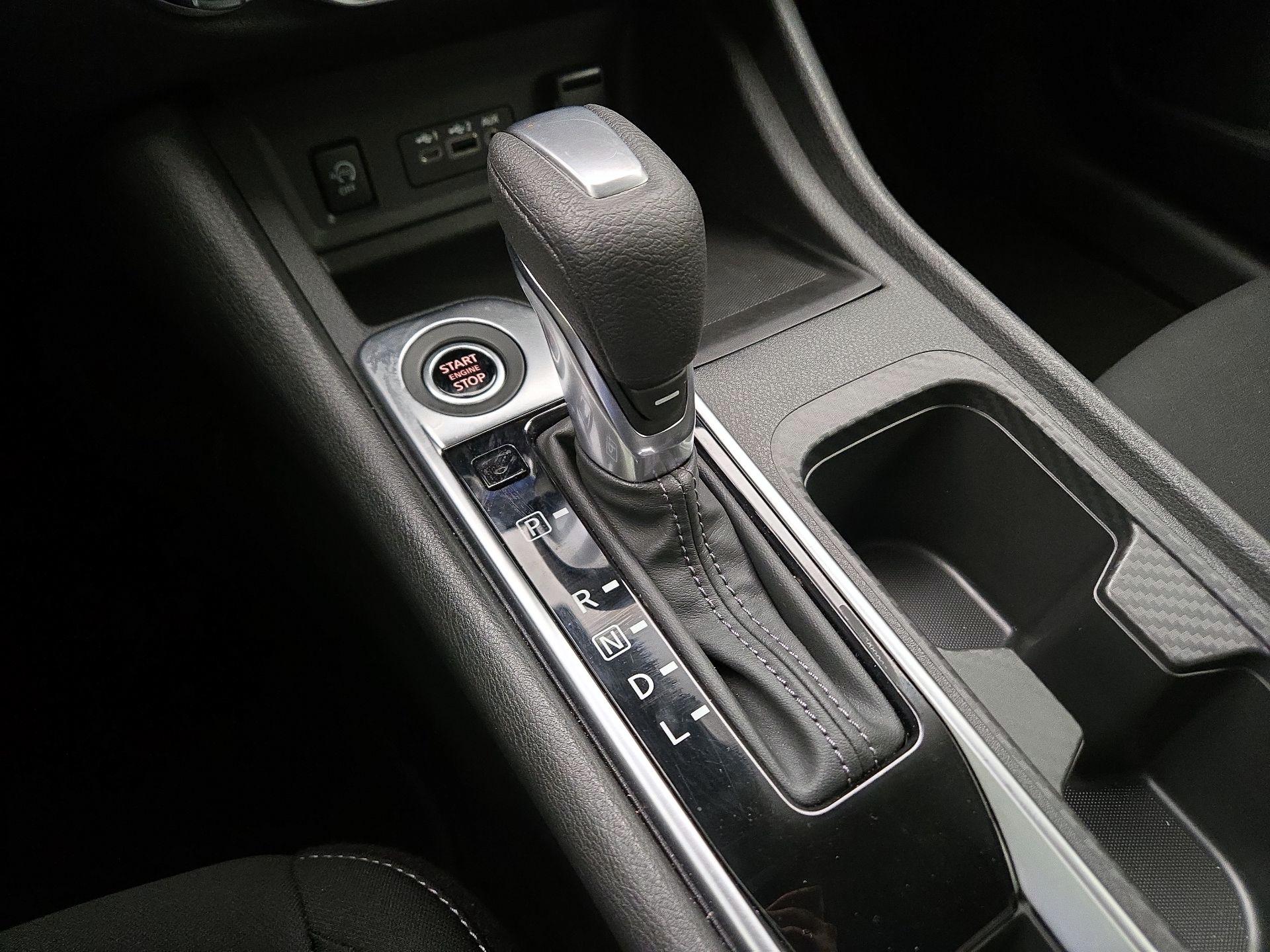 Thumbnail: 2025 Nissan Sentra - 17