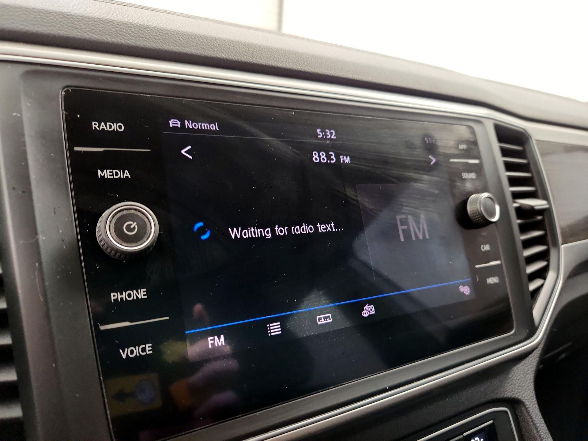 Thumbnail: 2019 Volkswagen Atlas - 15