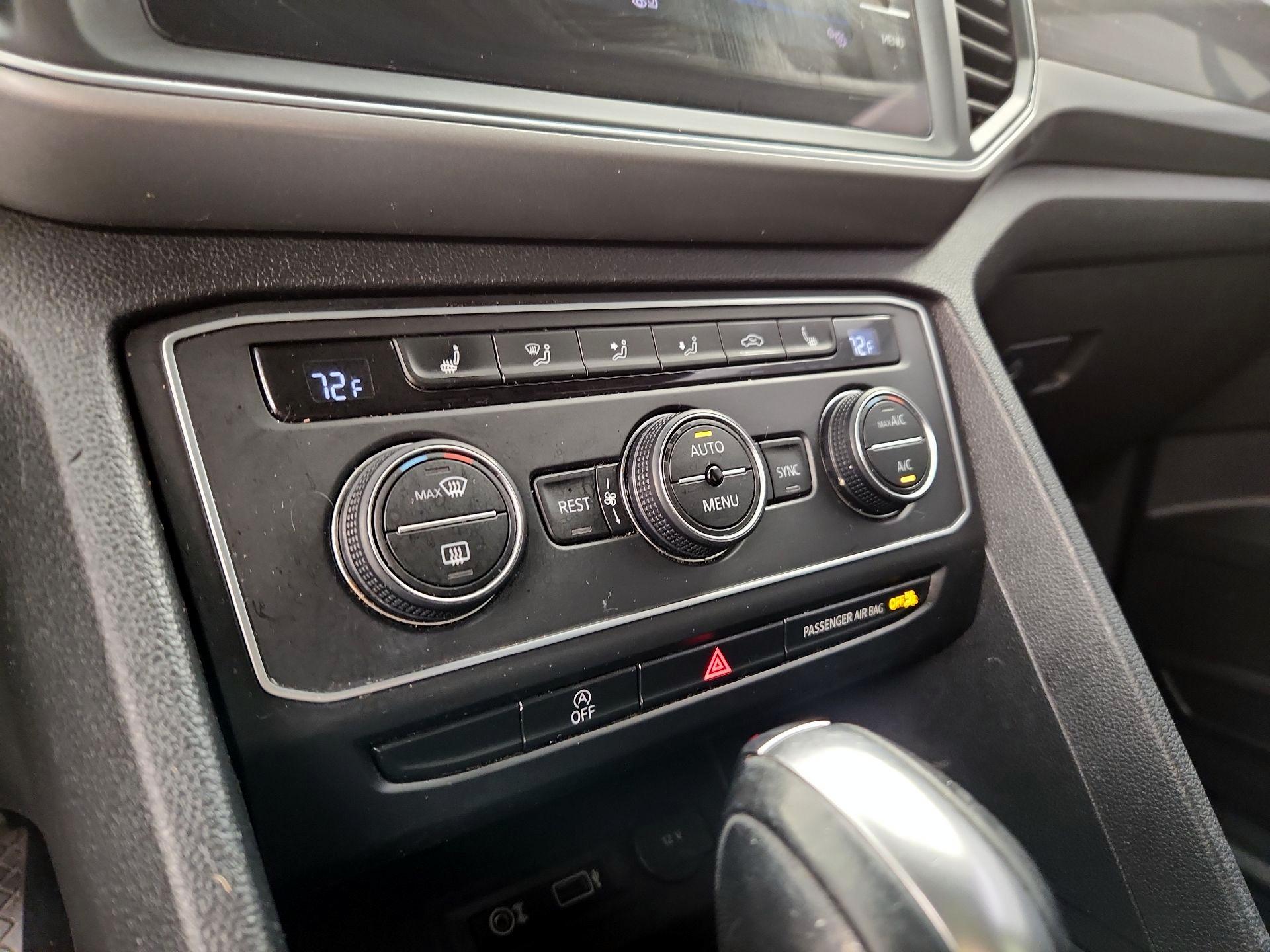 Thumbnail: 2019 Volkswagen Atlas - 16