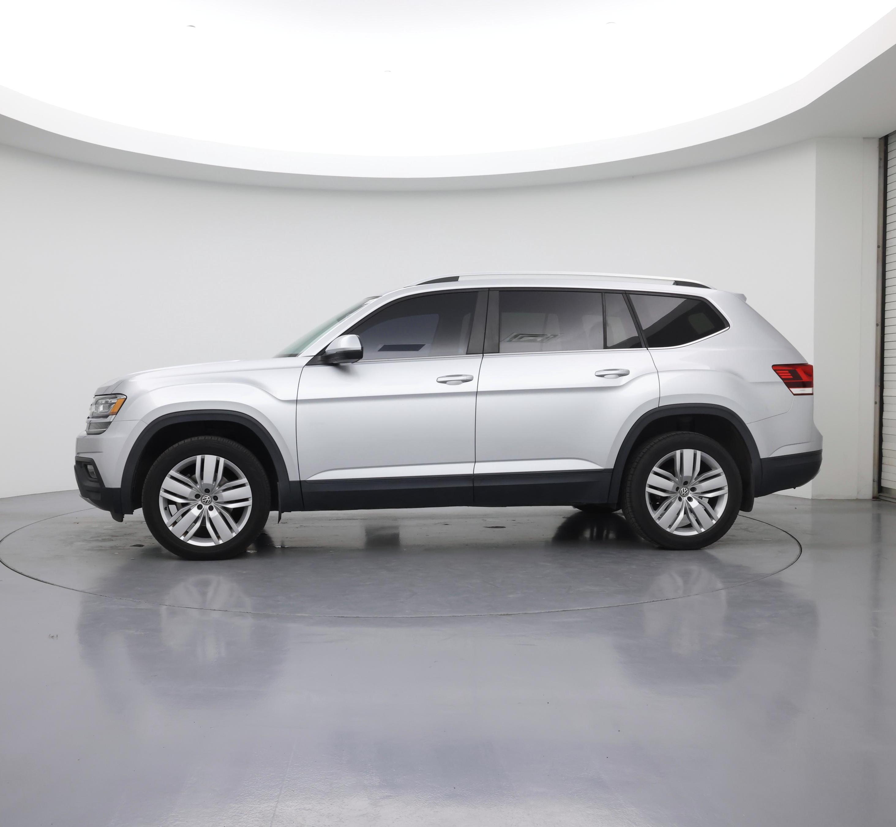 Thumbnail: 2019 Volkswagen Atlas - 3