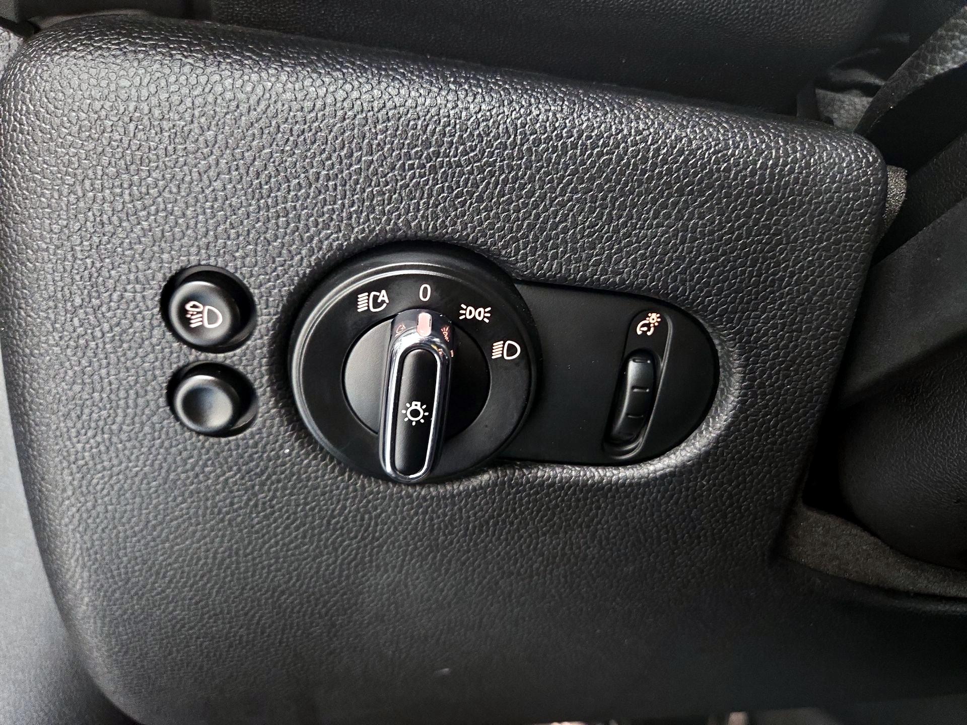 Thumbnail: 2024 MINI Cooper - 13