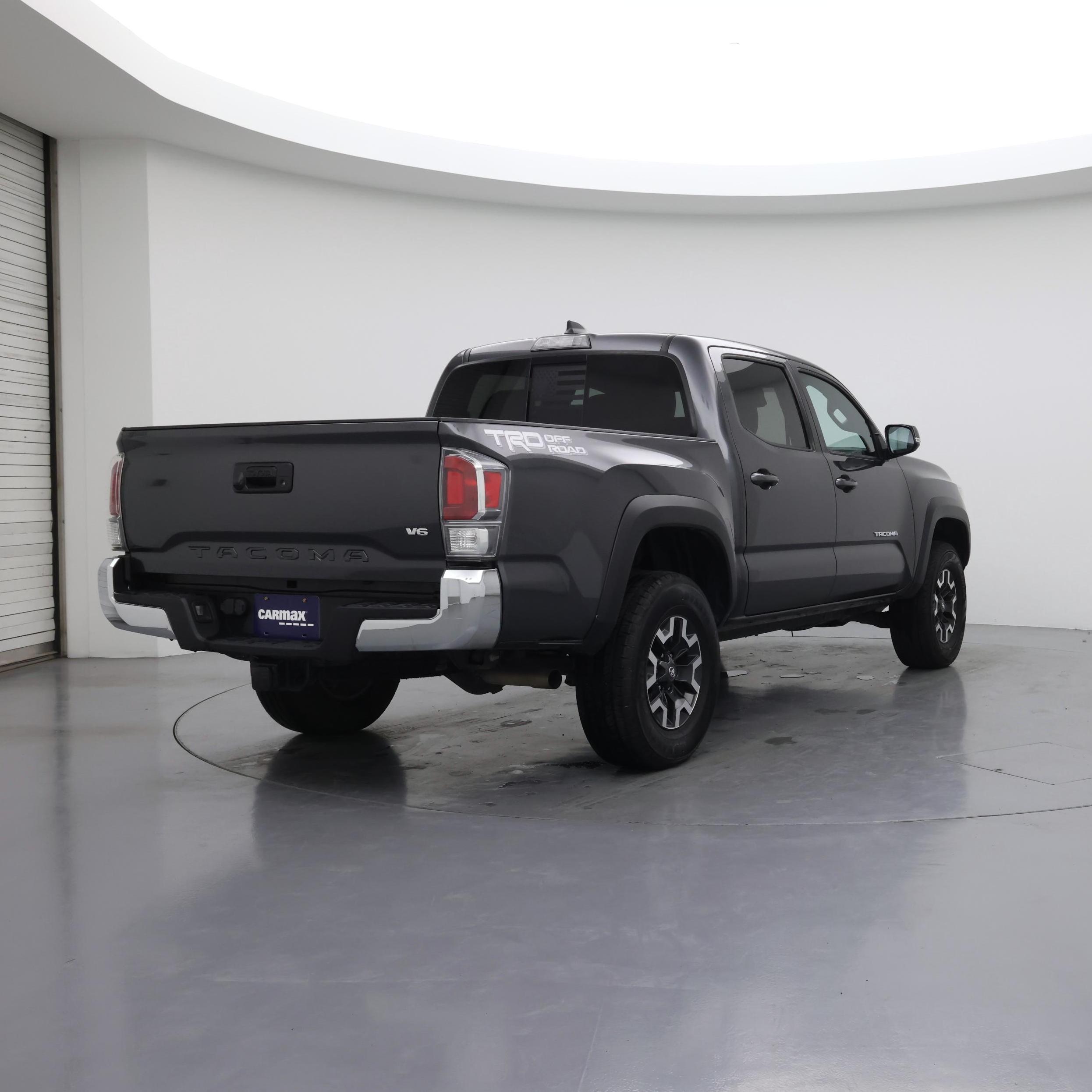 Thumbnail: 2022 Toyota Tacoma - 8
