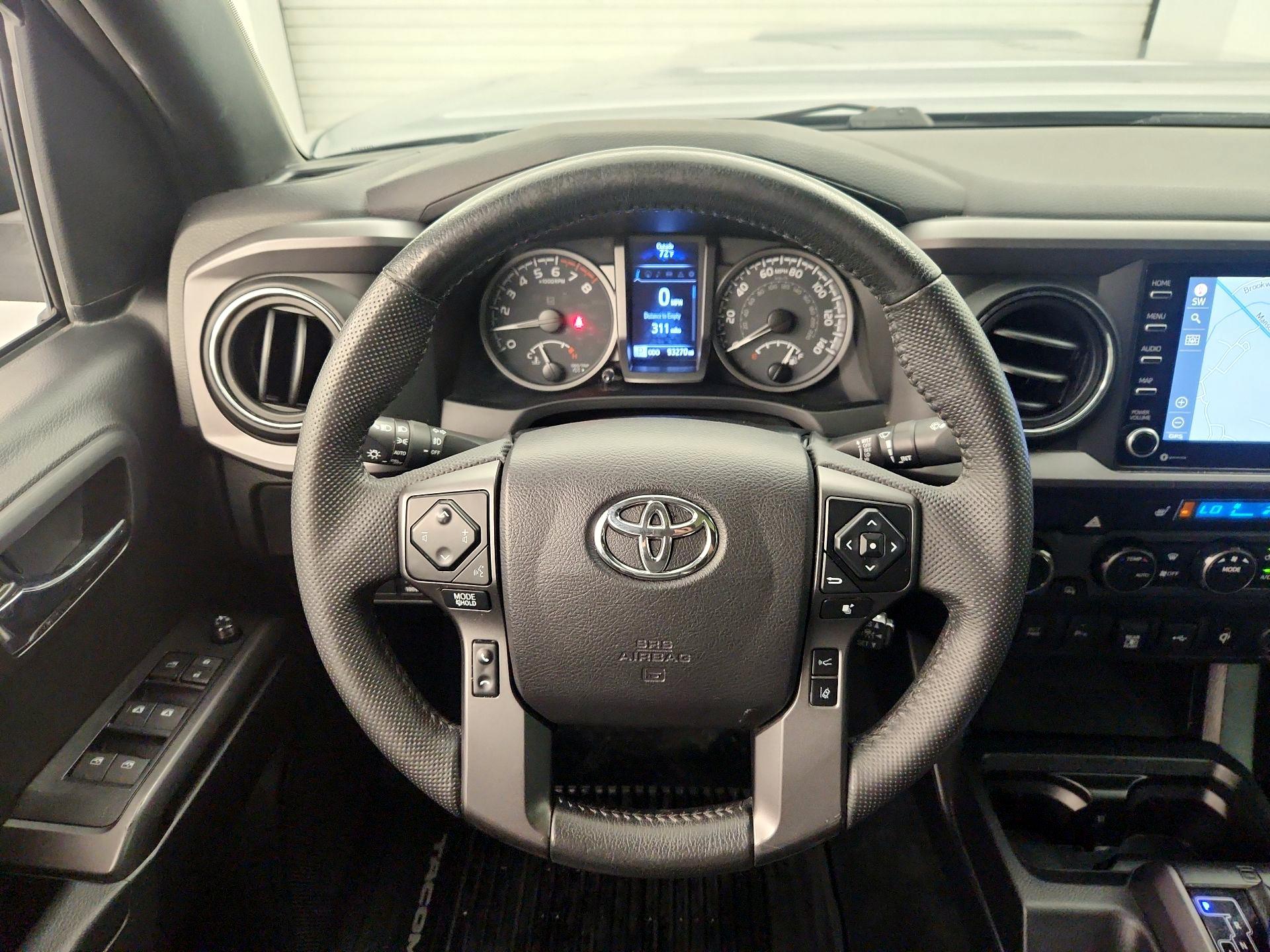 Thumbnail: 2021 Toyota Tacoma - 10