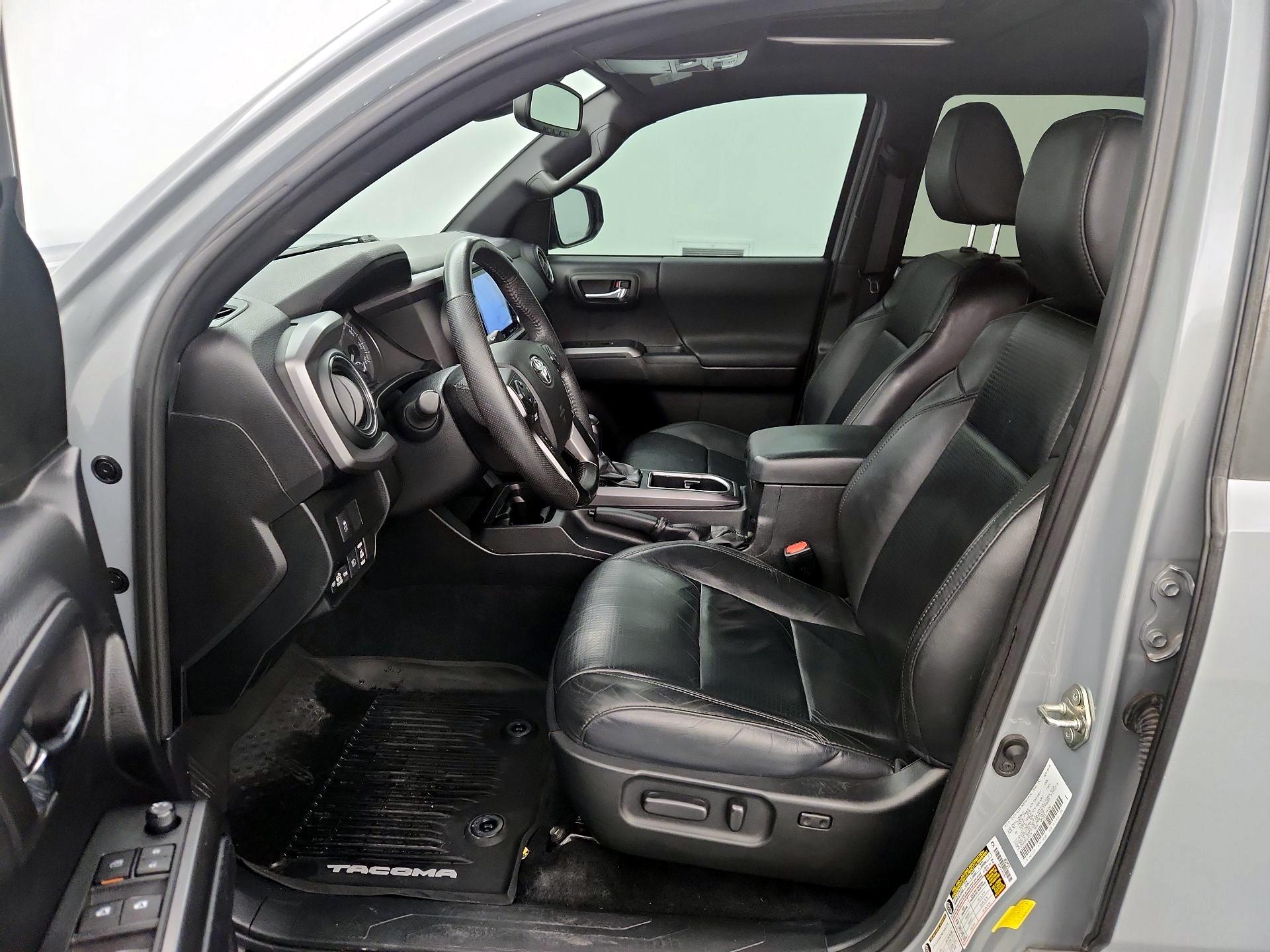 Thumbnail: 2021 Toyota Tacoma - 11