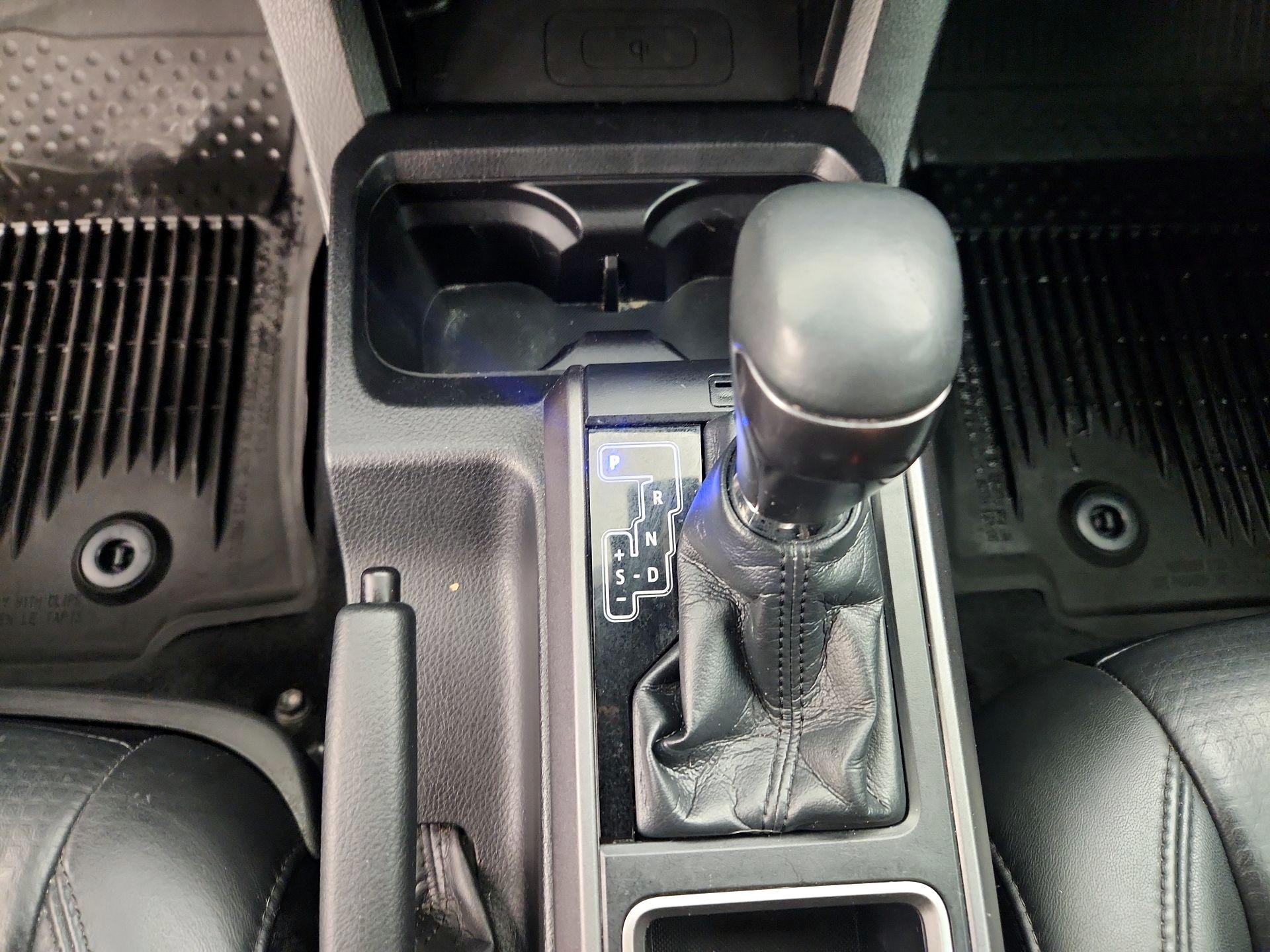 Thumbnail: 2021 Toyota Tacoma - 18