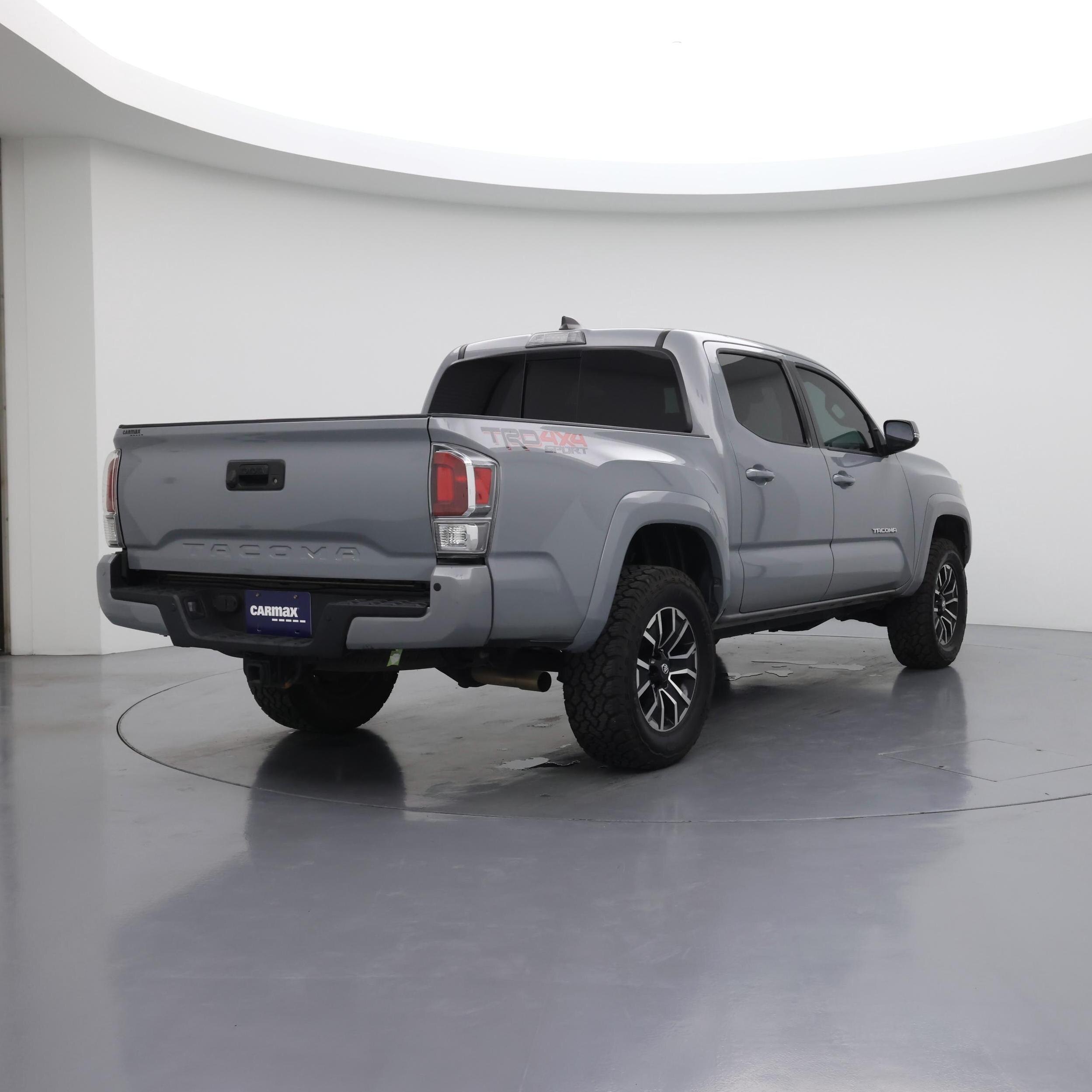 Thumbnail: 2021 Toyota Tacoma - 8