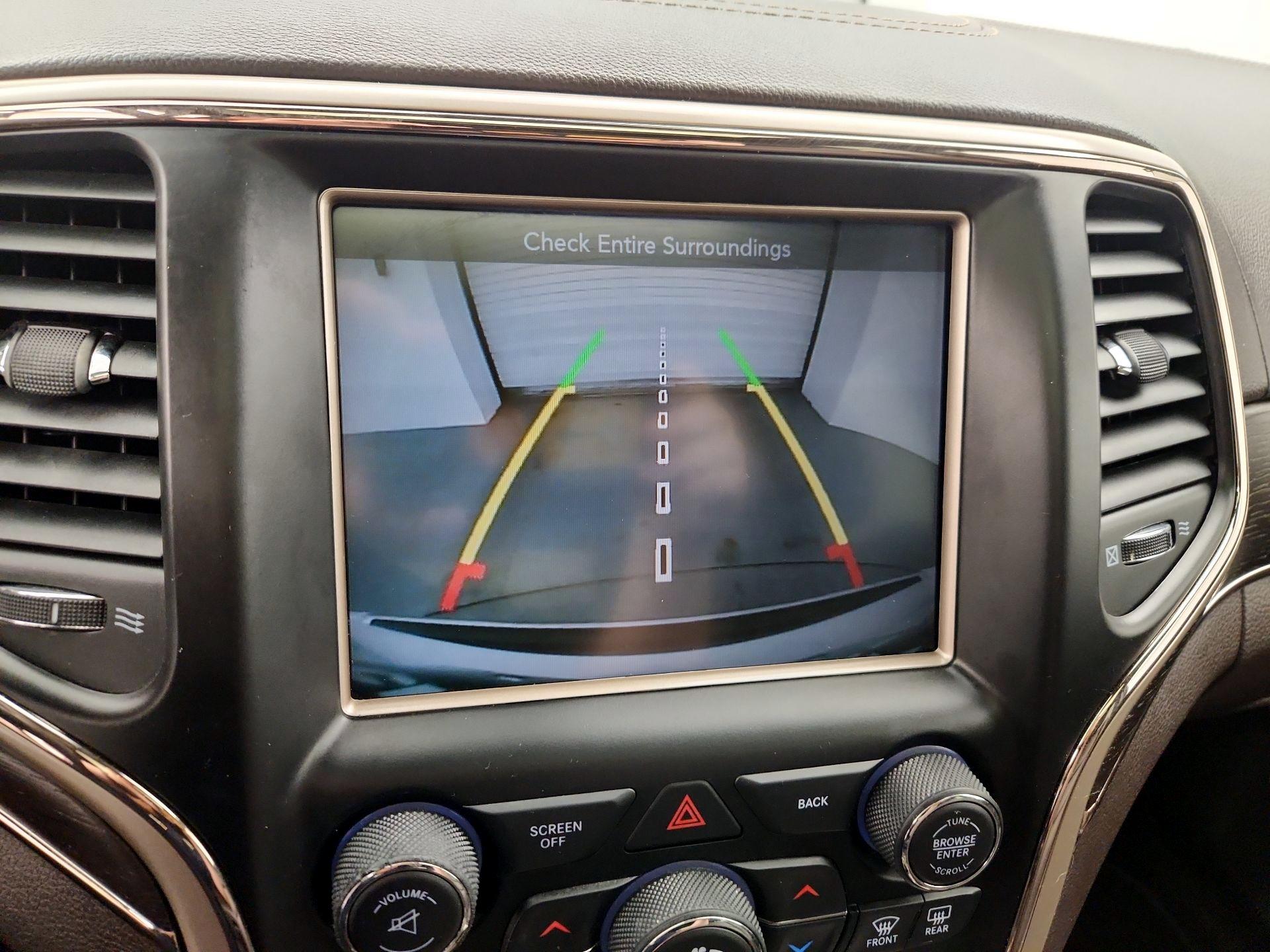 Thumbnail: 2015 Jeep Grand Cherokee - 15