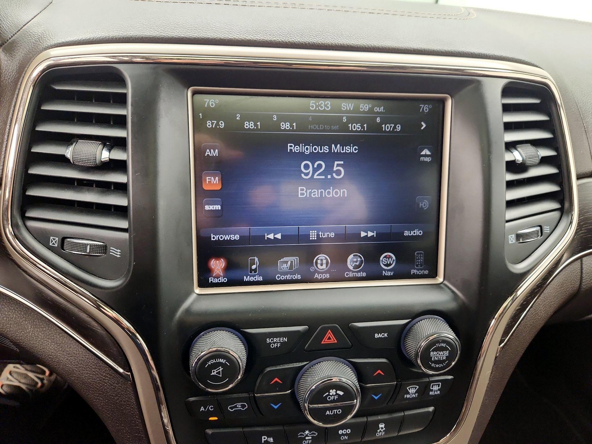 Thumbnail: 2015 Jeep Grand Cherokee - 16