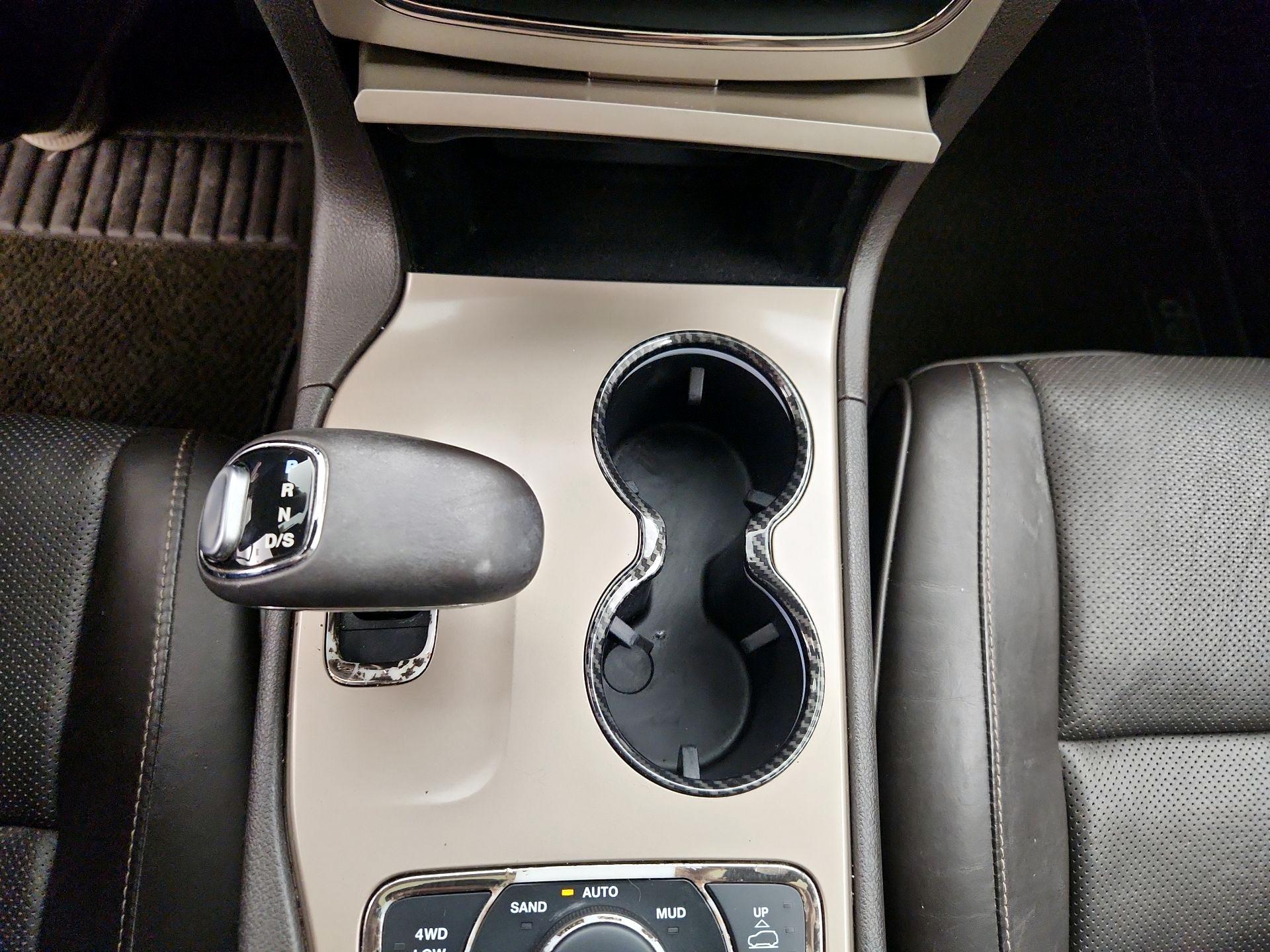 Thumbnail: 2015 Jeep Grand Cherokee - 18