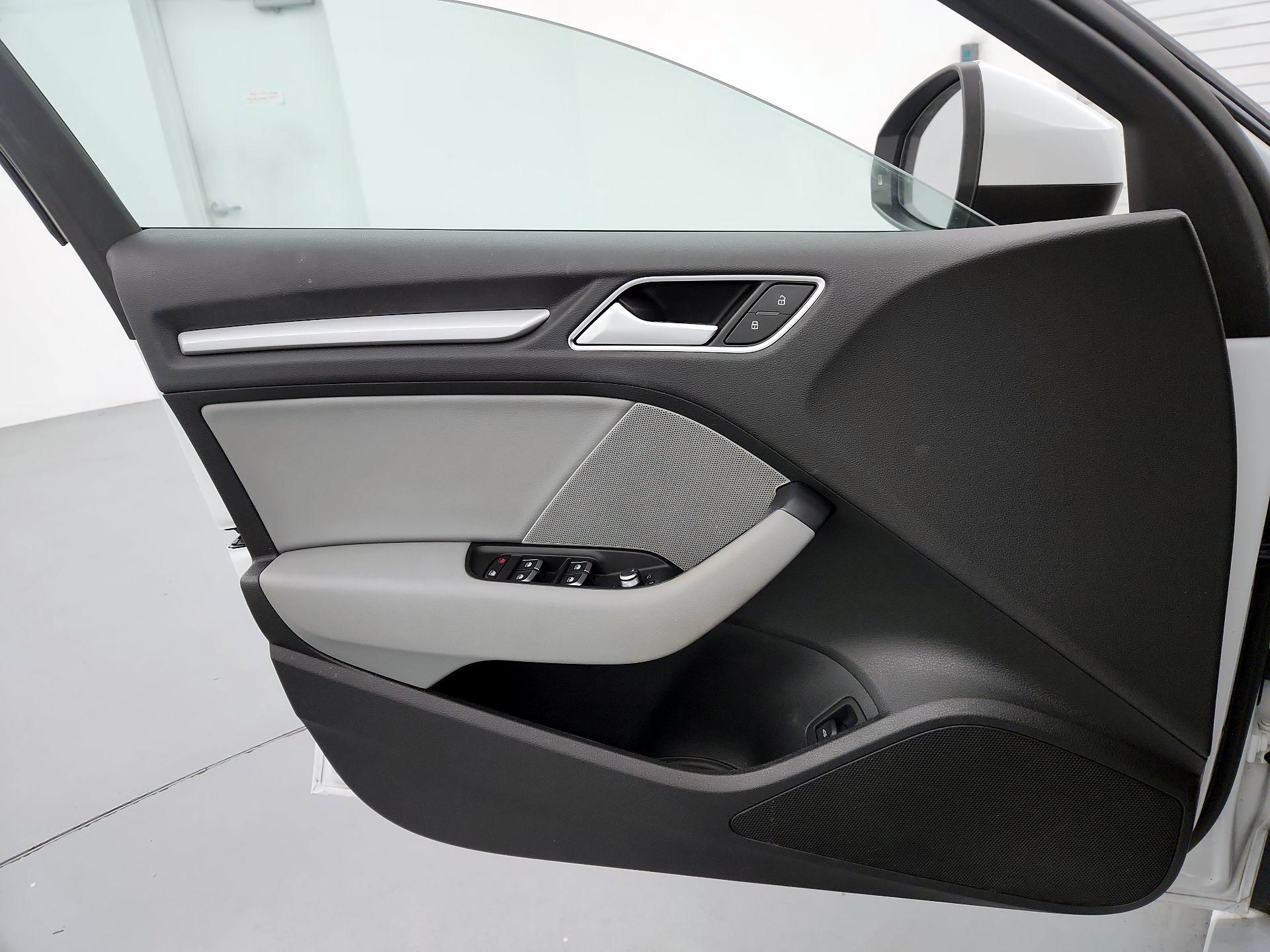 Thumbnail: 2017 Audi A3 - 12