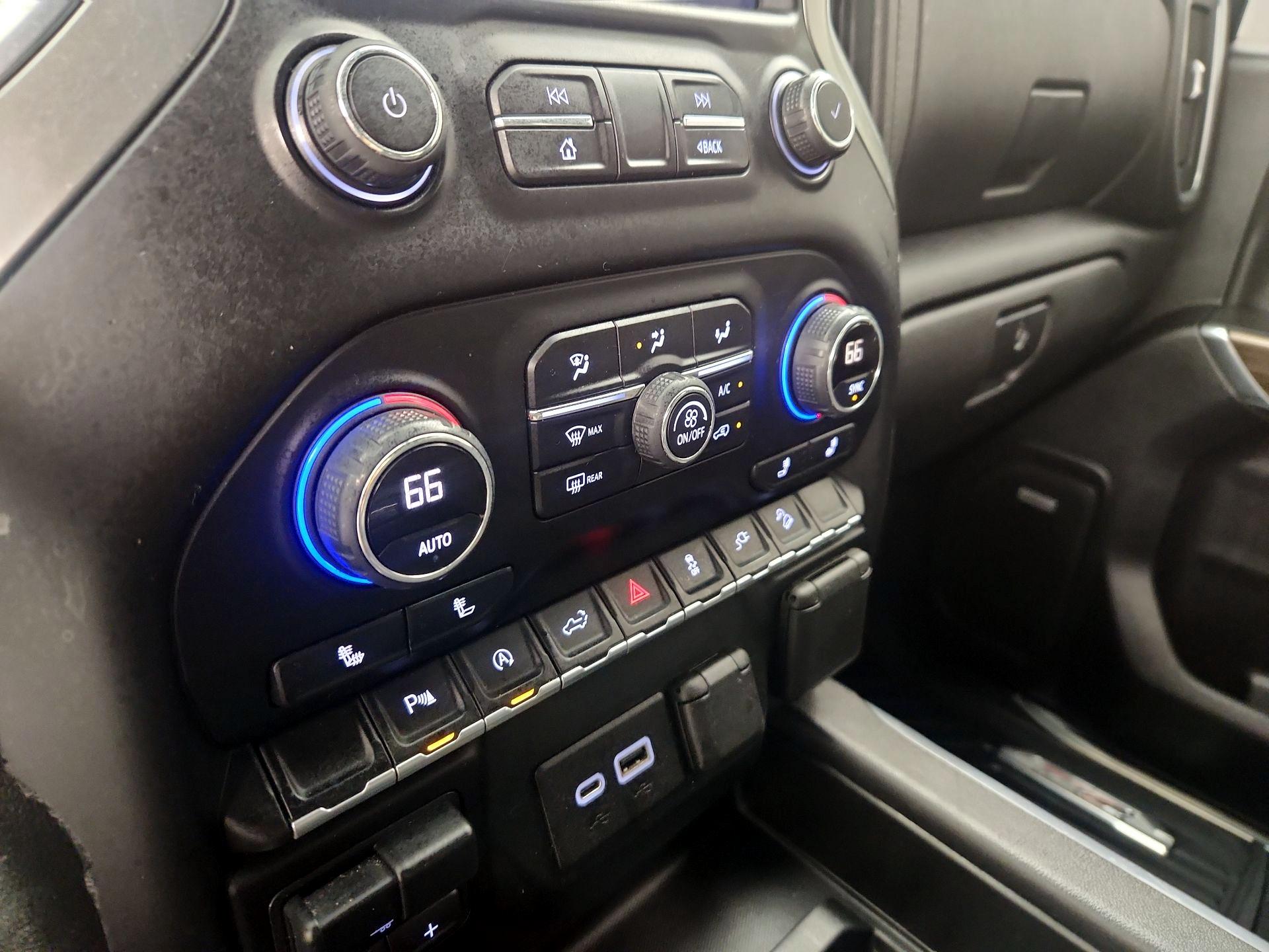 Thumbnail: 2021 Chevrolet Silverado 1500 - 16