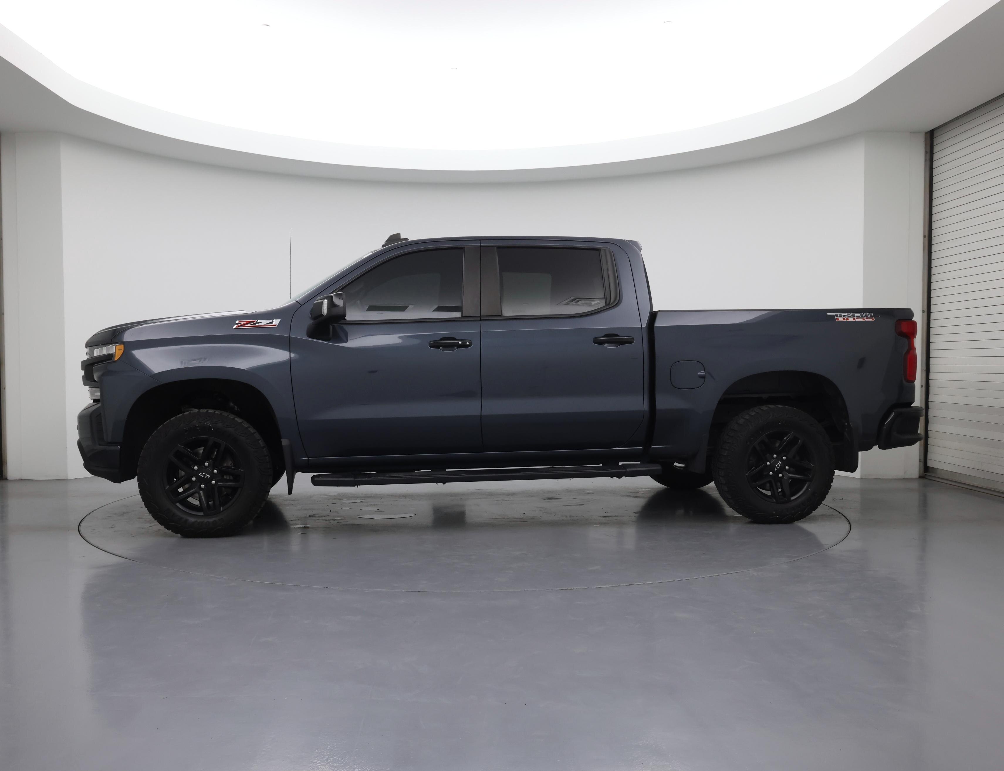 Thumbnail: 2021 Chevrolet Silverado 1500 - 3