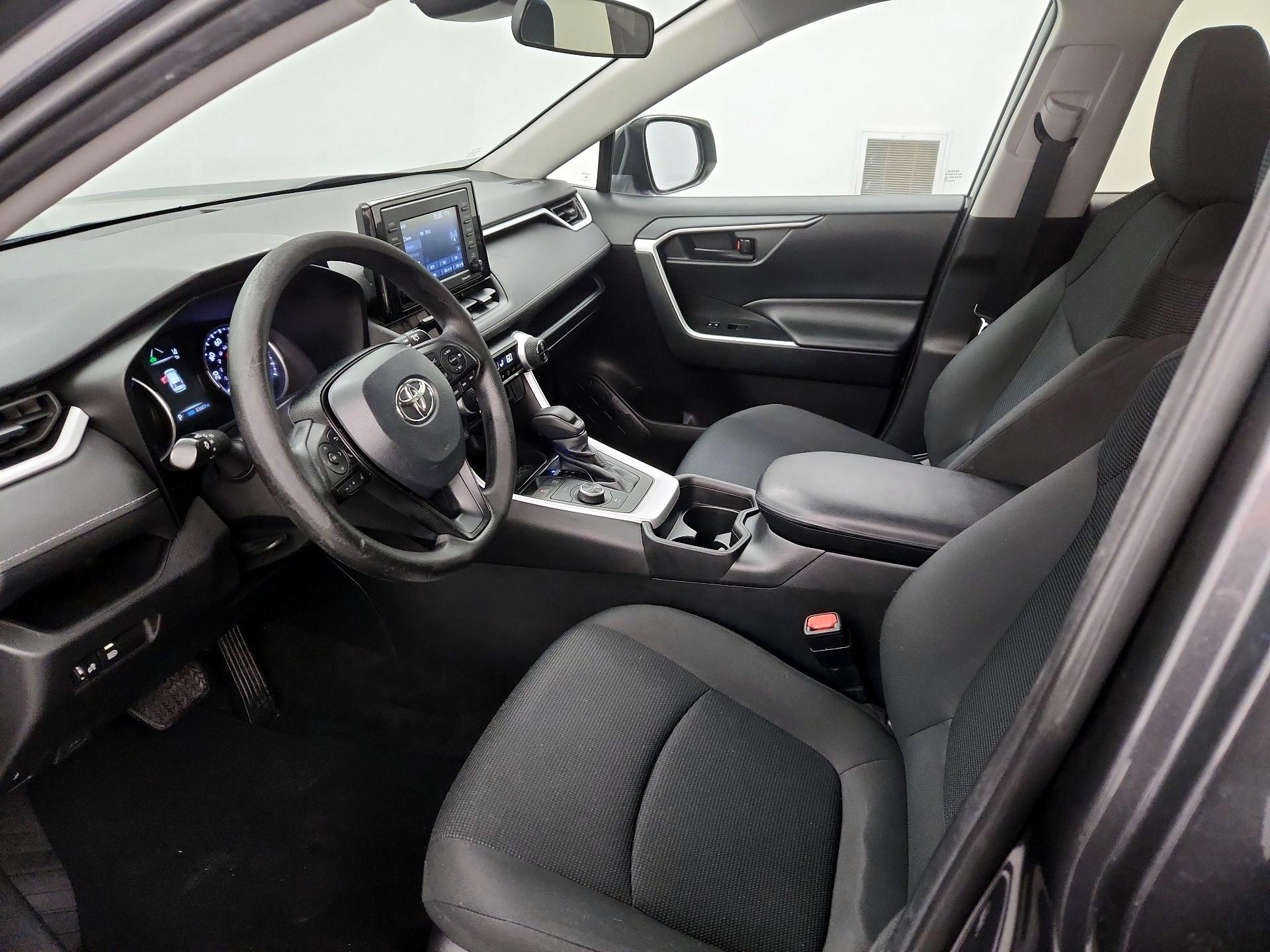 Thumbnail: 2021 Toyota RAV4 - 11