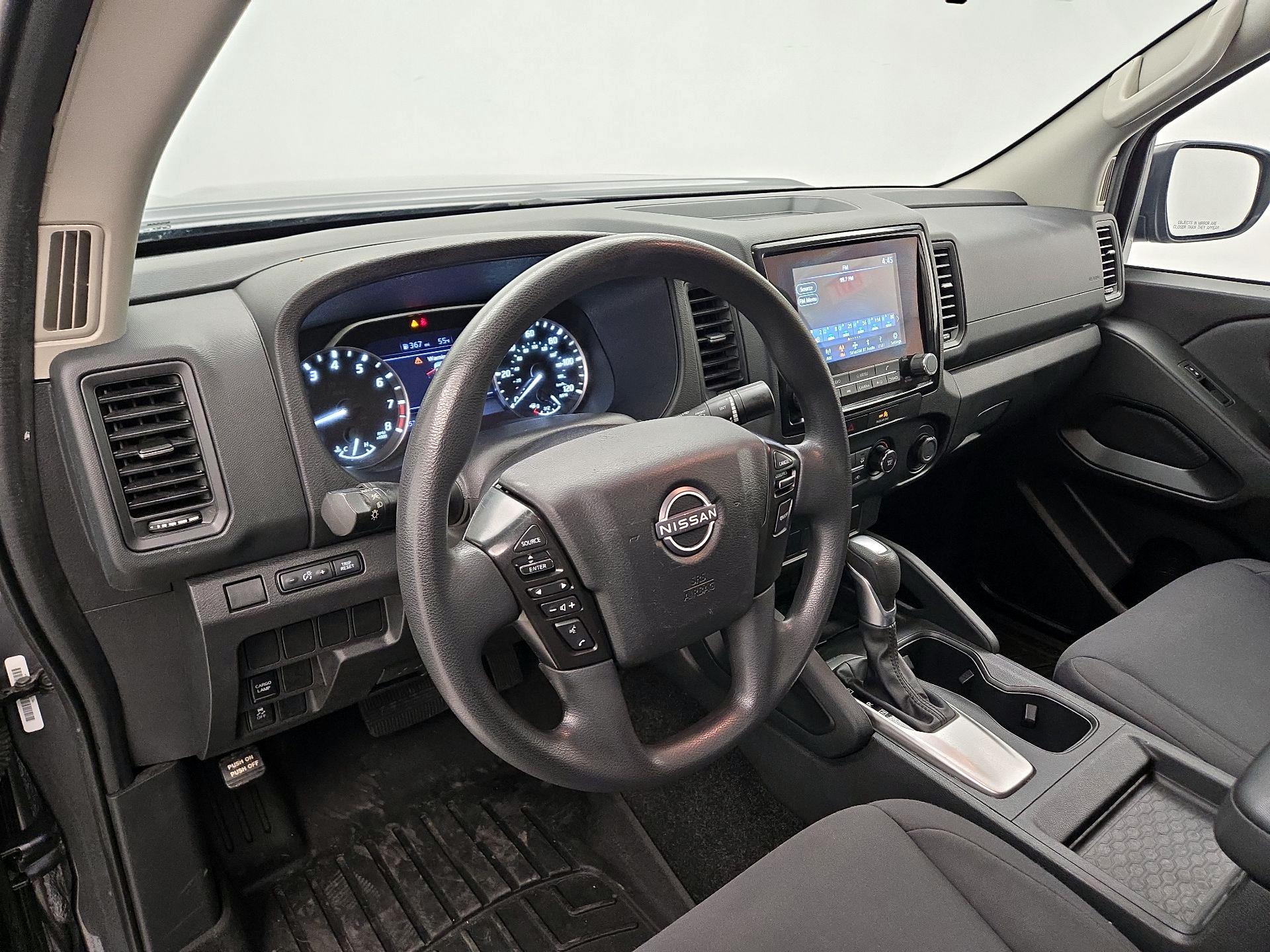 Thumbnail: 2022 Nissan Frontier - 9