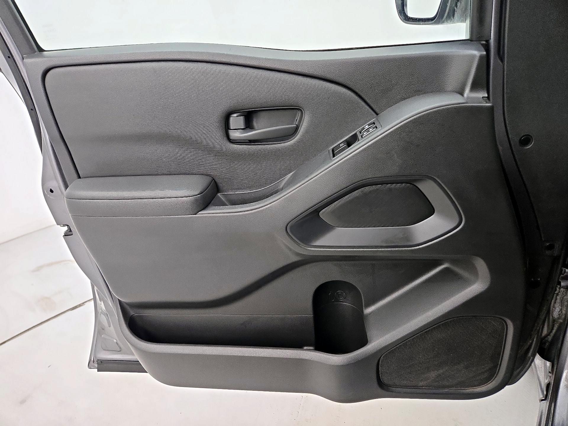 Thumbnail: 2022 Nissan Frontier - 12