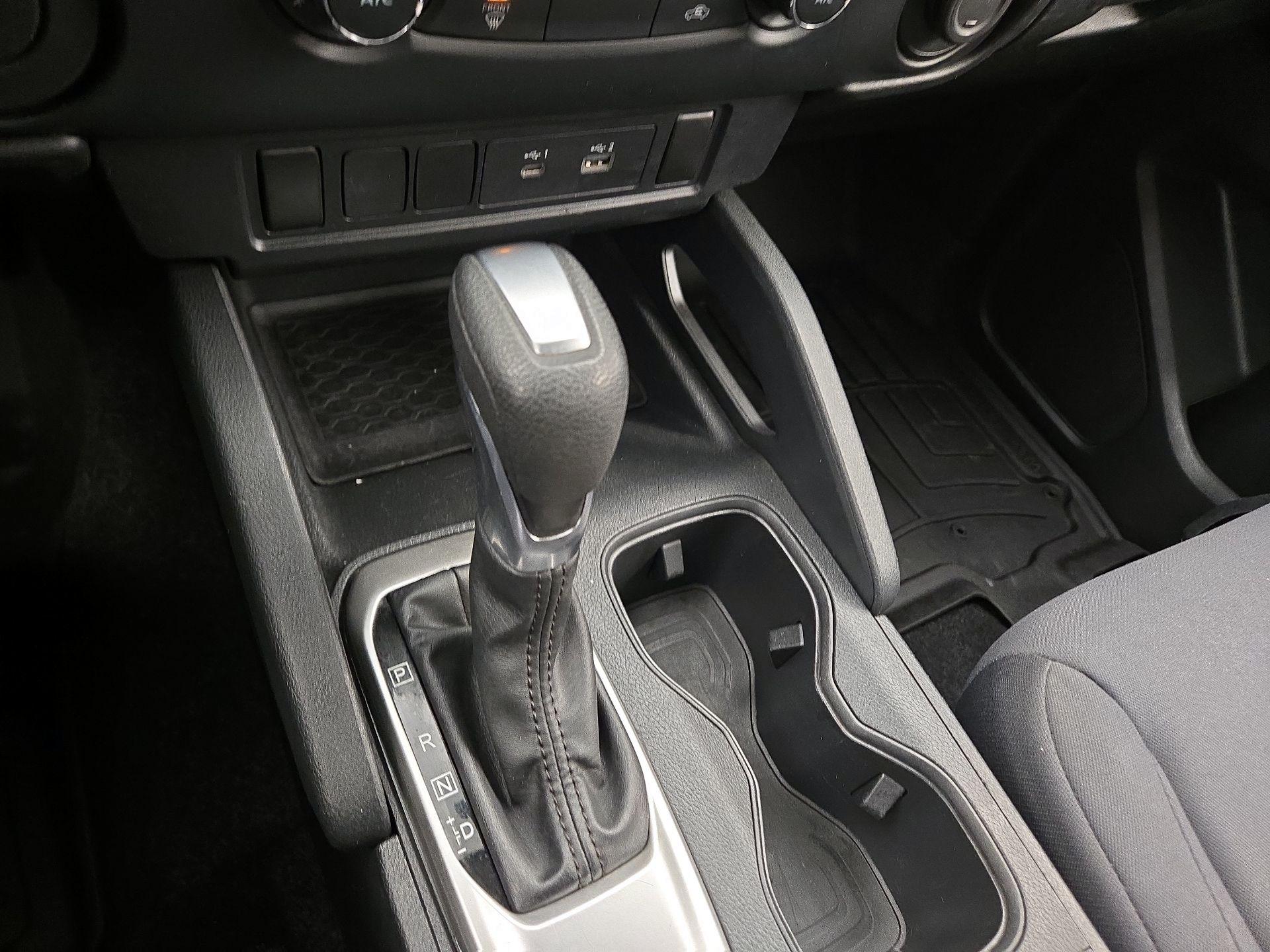 Thumbnail: 2022 Nissan Frontier - 17