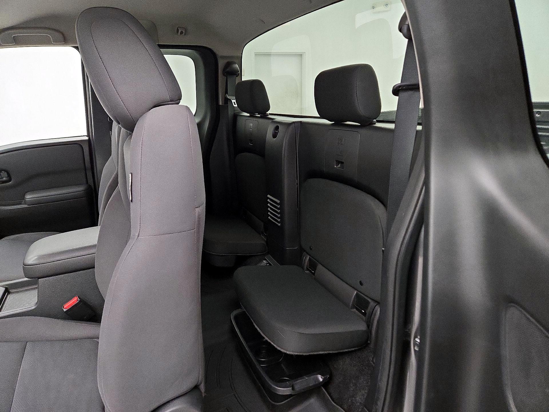 Thumbnail: 2022 Nissan Frontier - 19