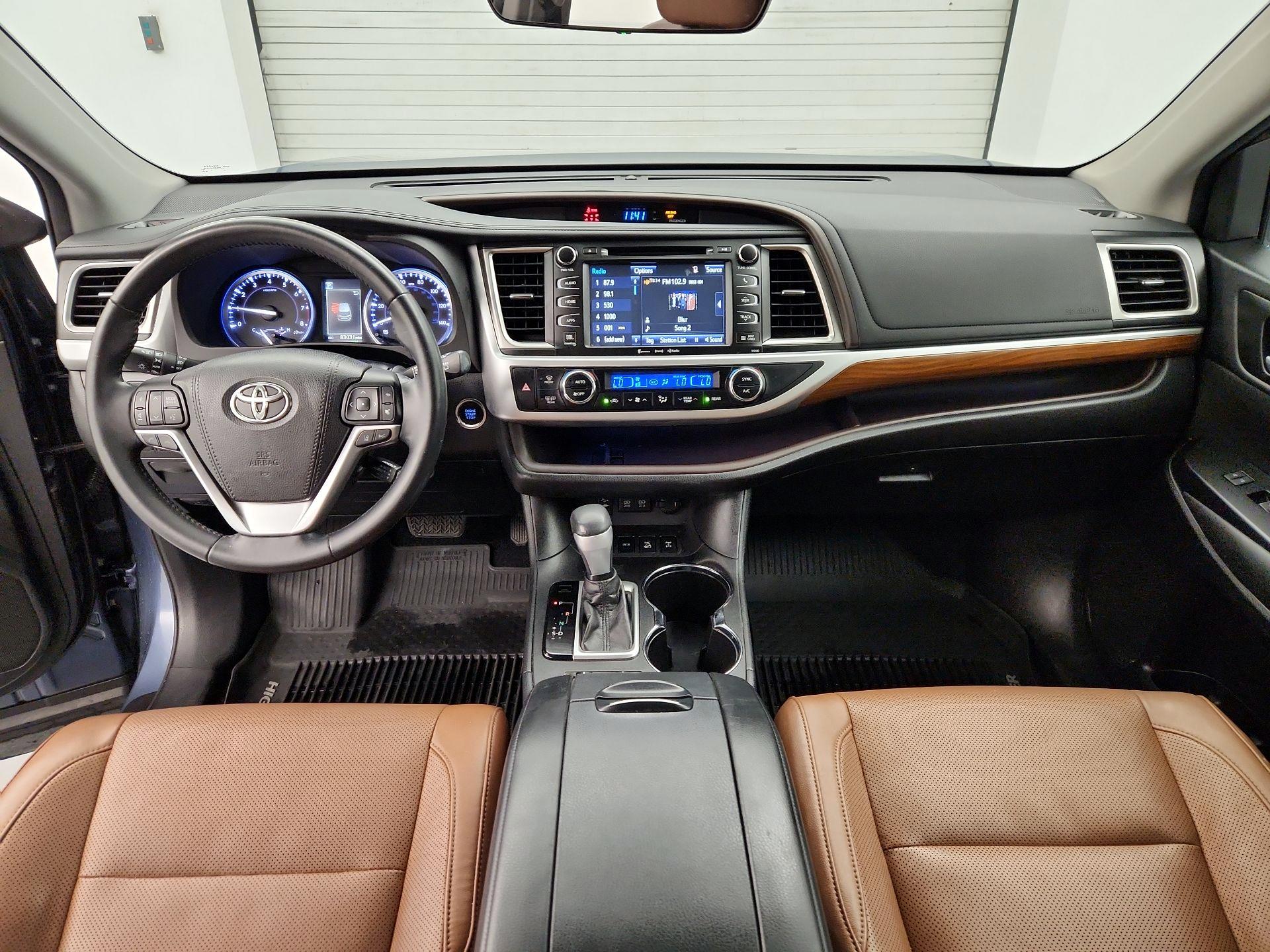 Thumbnail: 2017 Toyota Highlander - 9