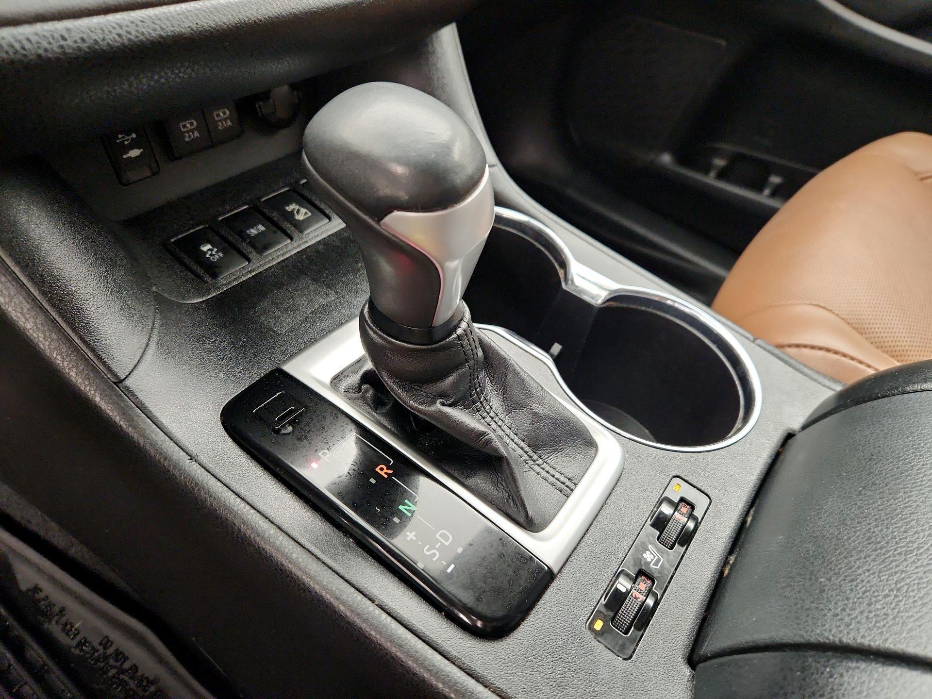 Thumbnail: 2017 Toyota Highlander - 17