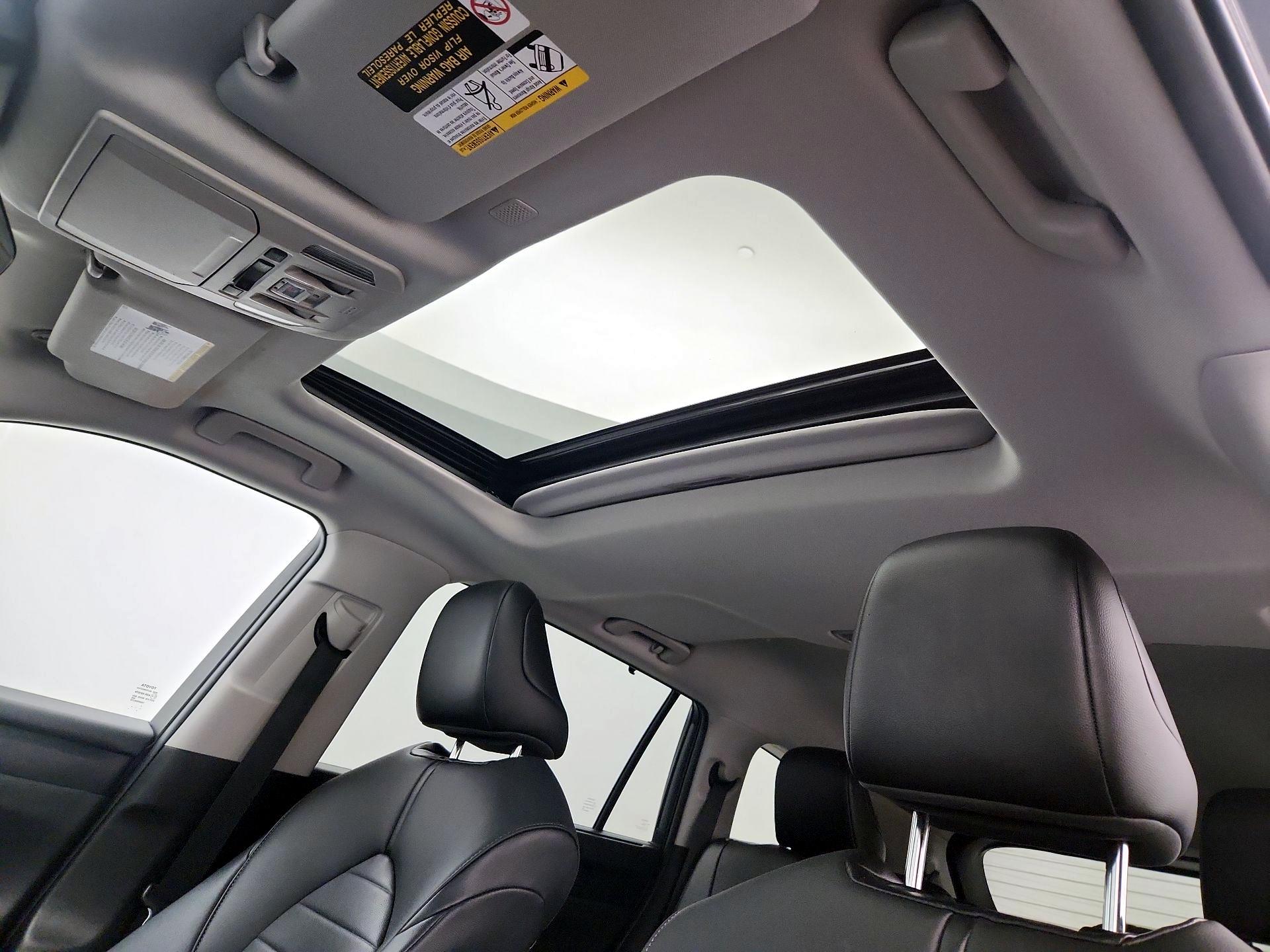 Thumbnail: 2021 Toyota Highlander - 20