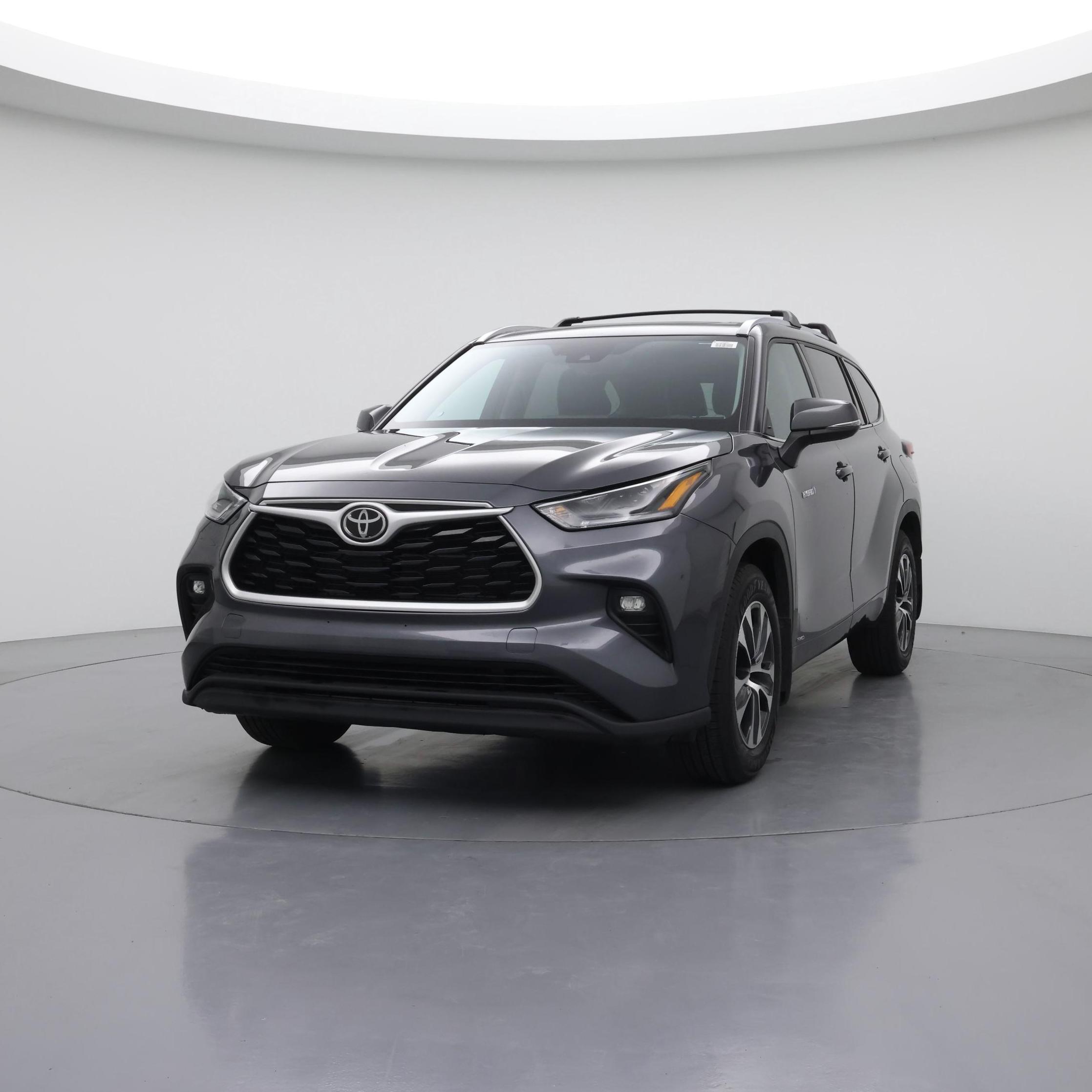 Thumbnail: 2021 Toyota Highlander - 4