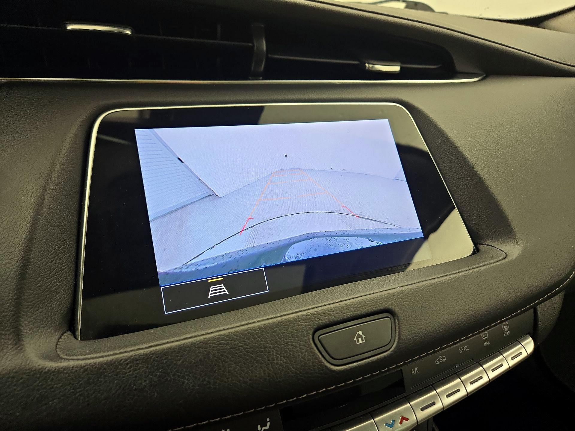 Thumbnail: 2023 Cadillac XT4 - 15