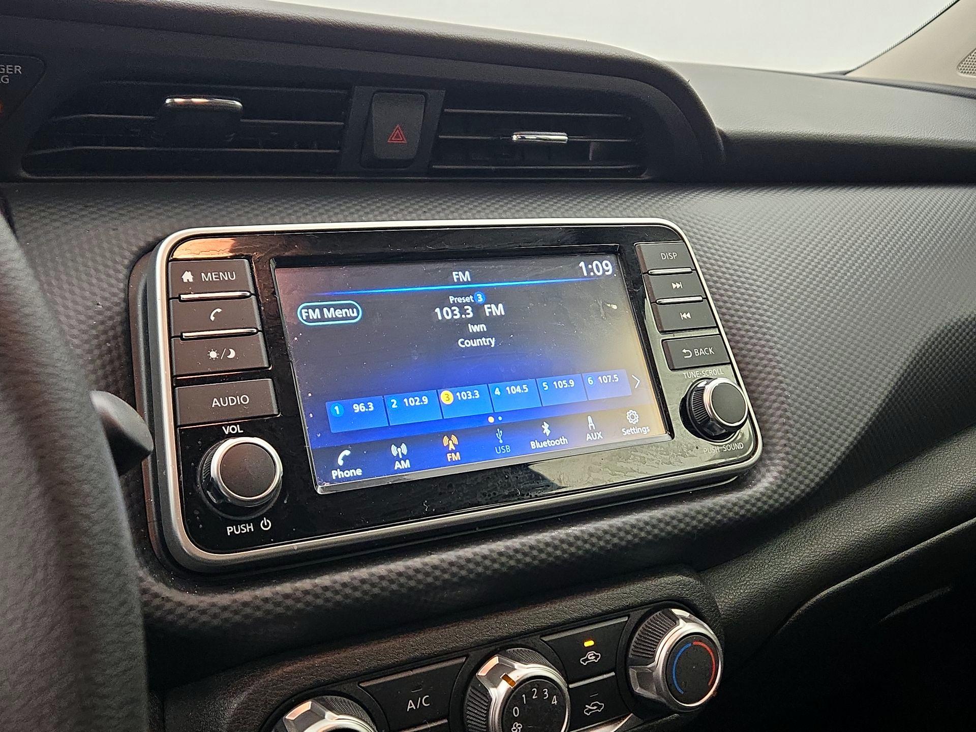 Thumbnail: 2024 Nissan Kicks - 15