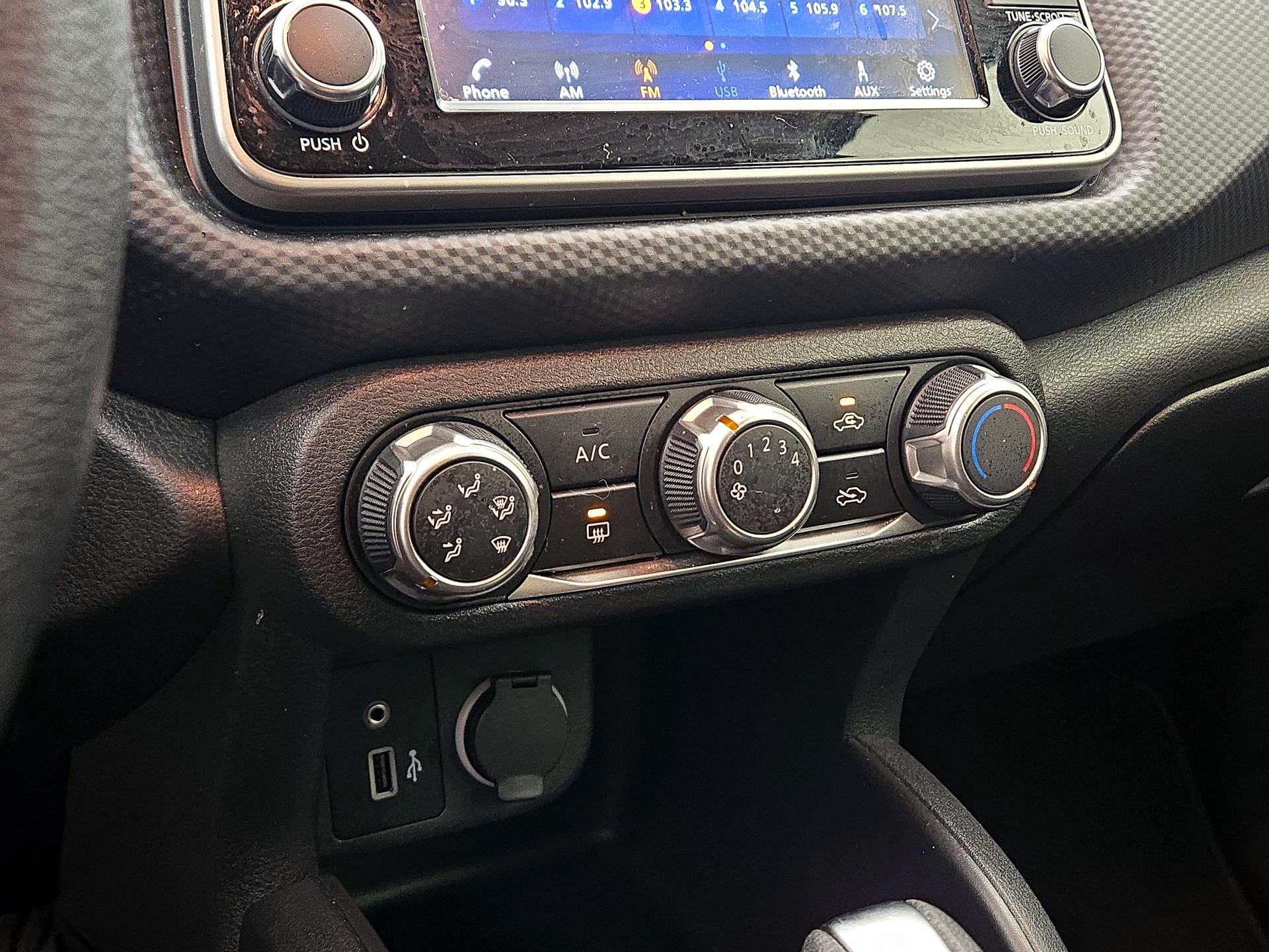 Thumbnail: 2024 Nissan Kicks - 16