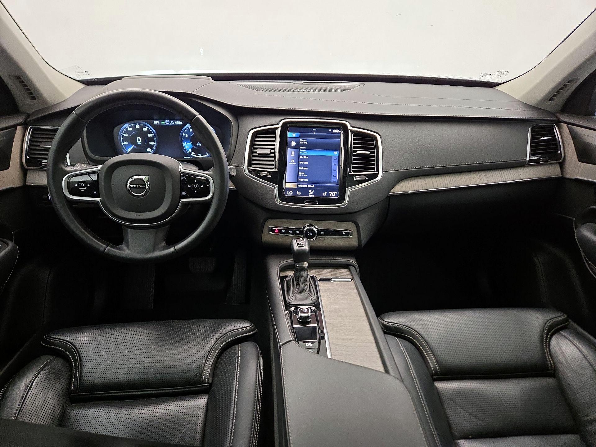 Thumbnail: 2022 Volvo XC90 - 9