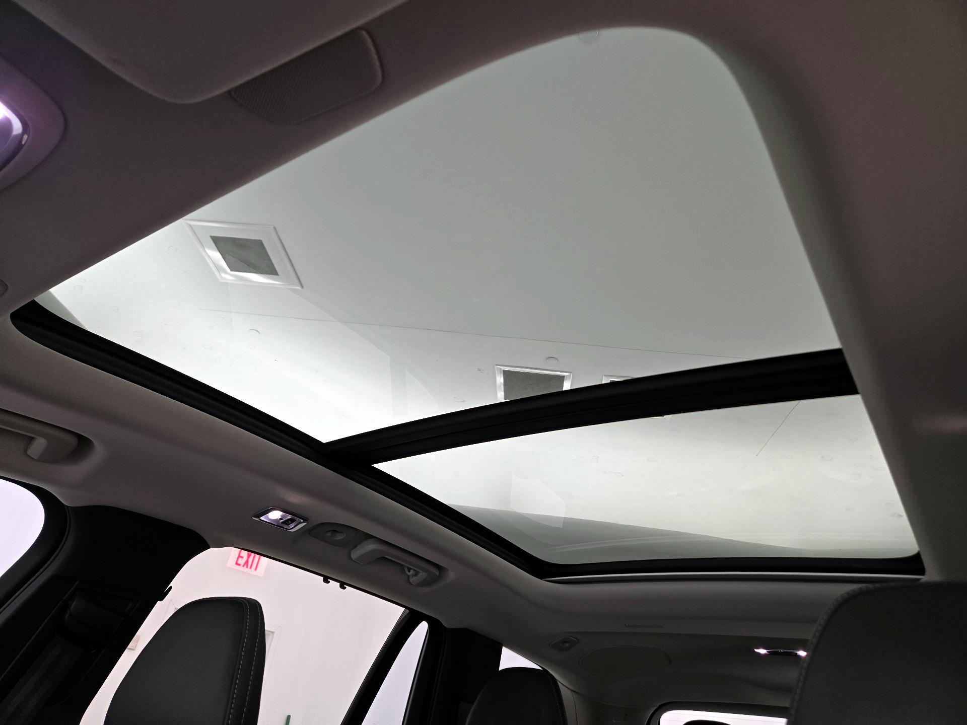 Thumbnail: 2022 Volvo XC90 - 19