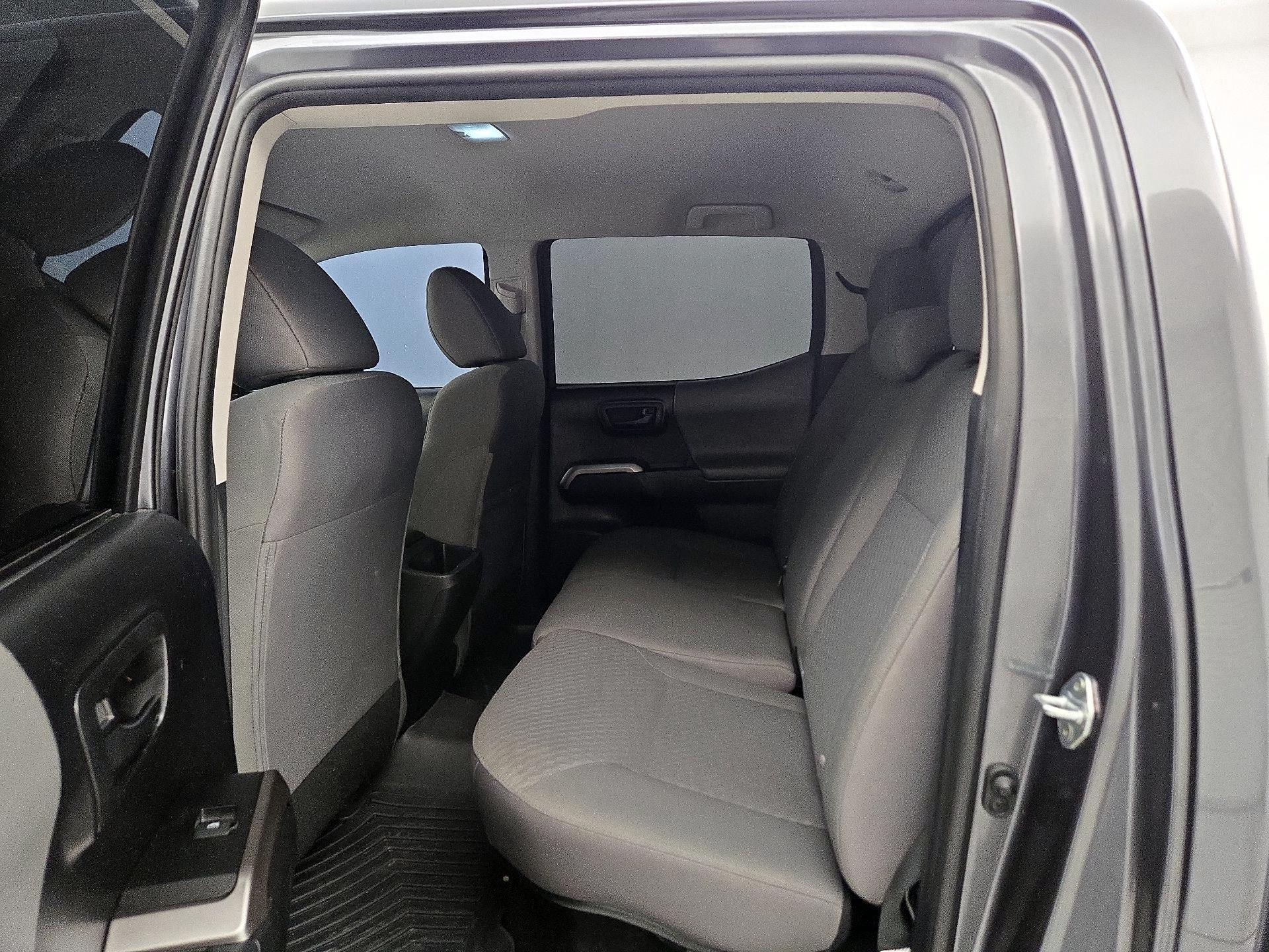 Thumbnail: 2022 Toyota Tacoma - 19