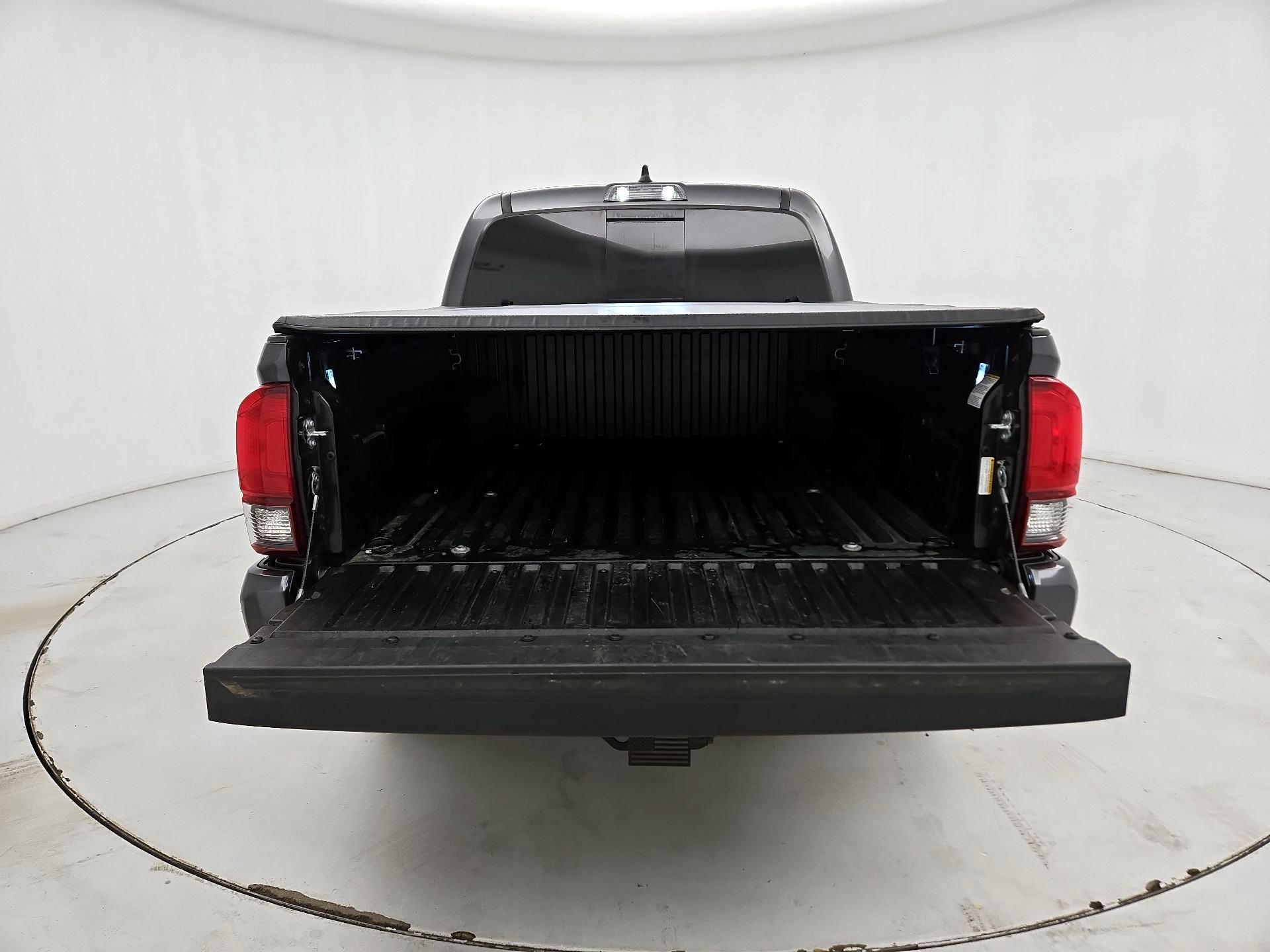 Thumbnail: 2022 Toyota Tacoma - 20