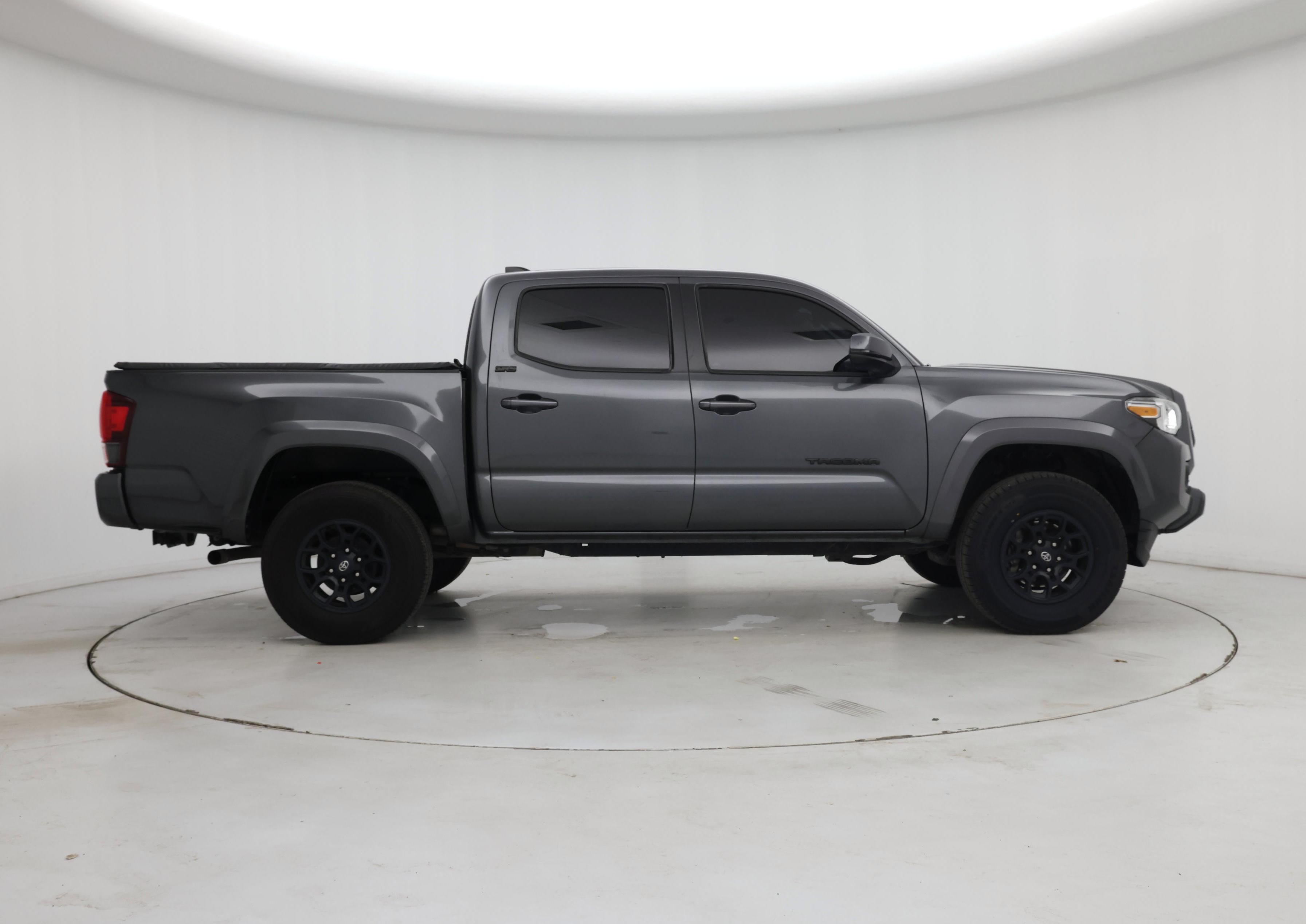 Thumbnail: 2022 Toyota Tacoma - 7