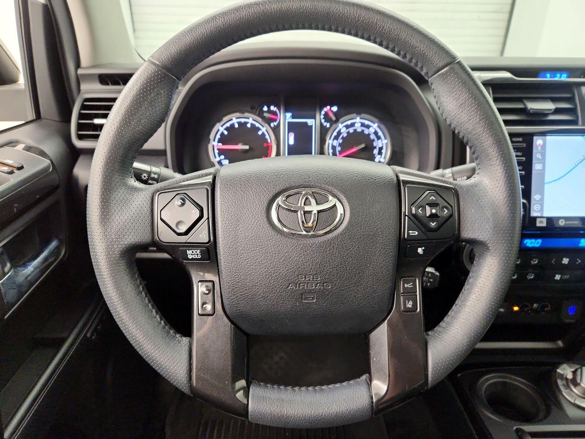 Thumbnail: 2021 Toyota 4Runner - 10