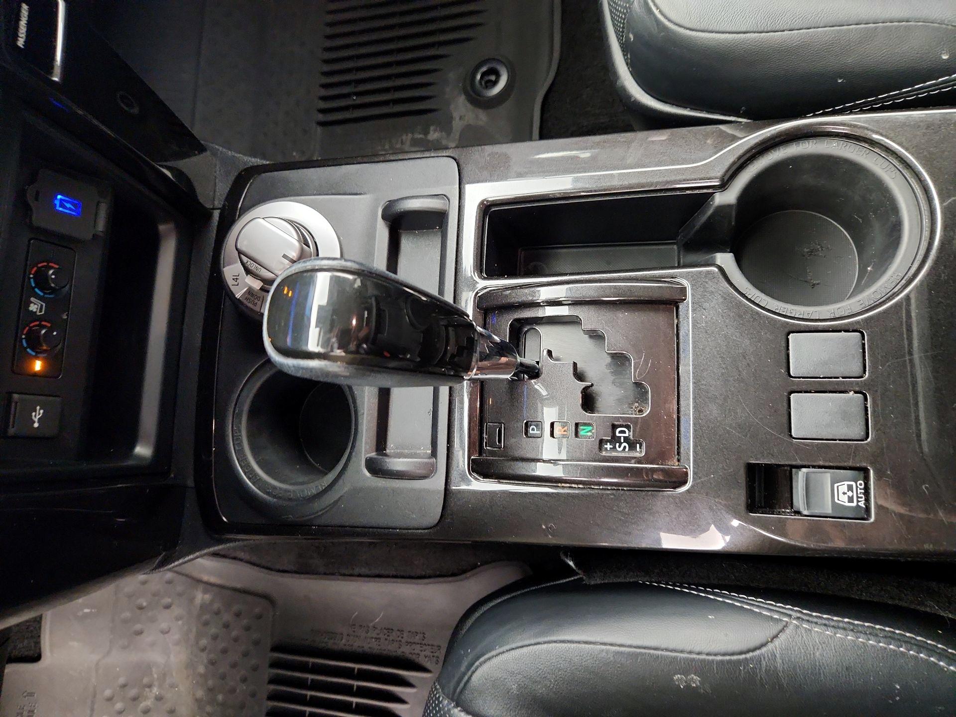 Thumbnail: 2021 Toyota 4Runner - 18