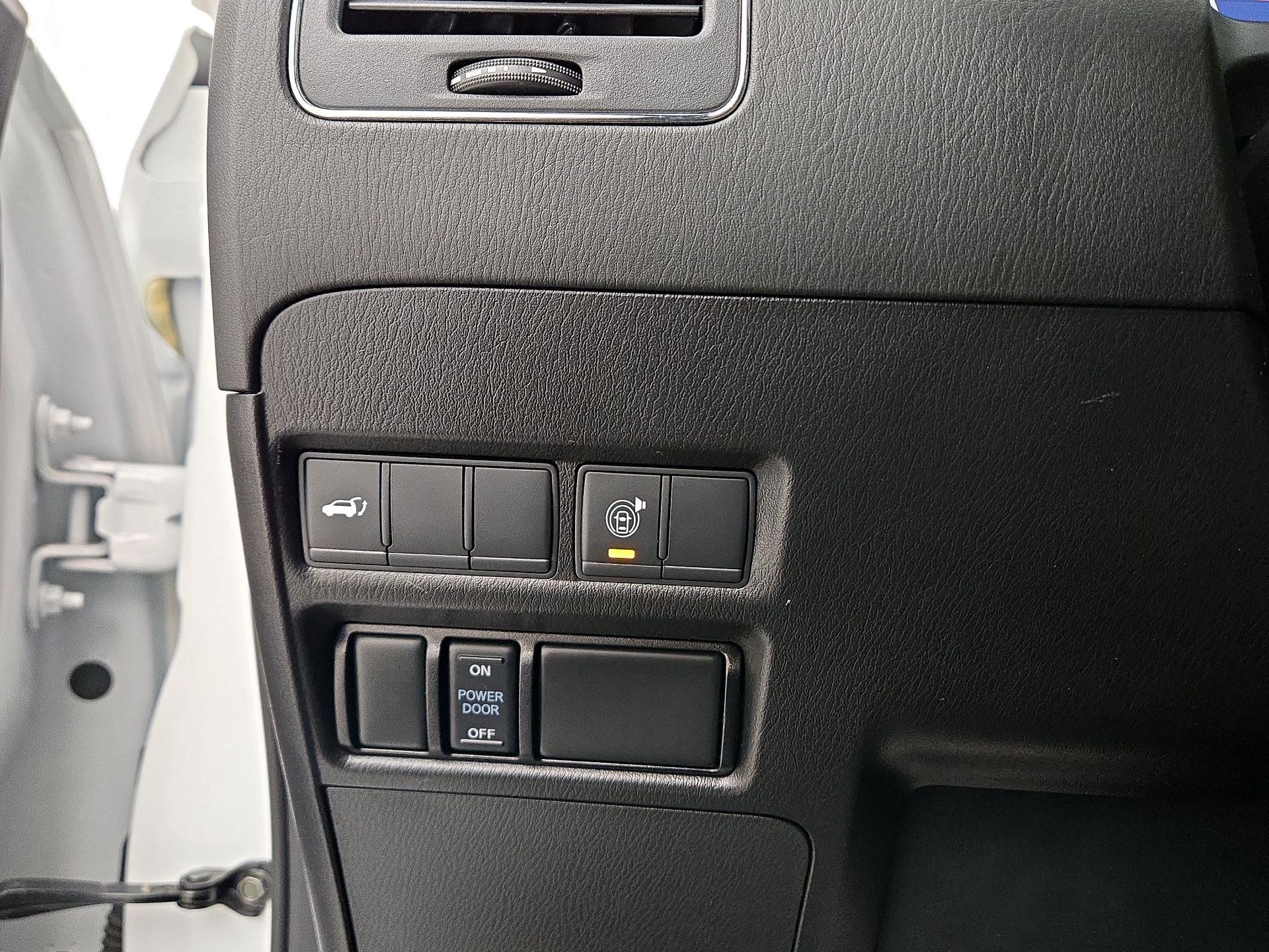 Thumbnail: 2021 Nissan Armada - 13