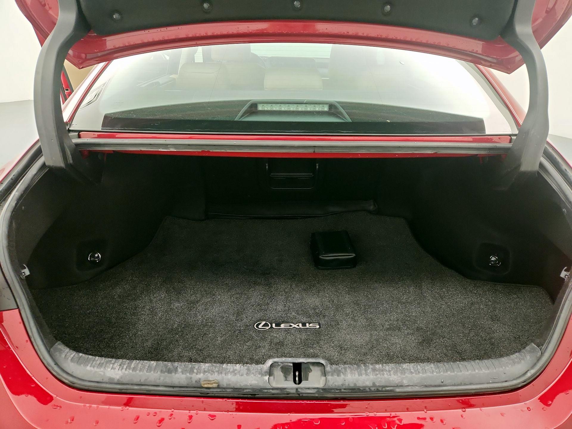 Thumbnail: 2019 Lexus ES - 20