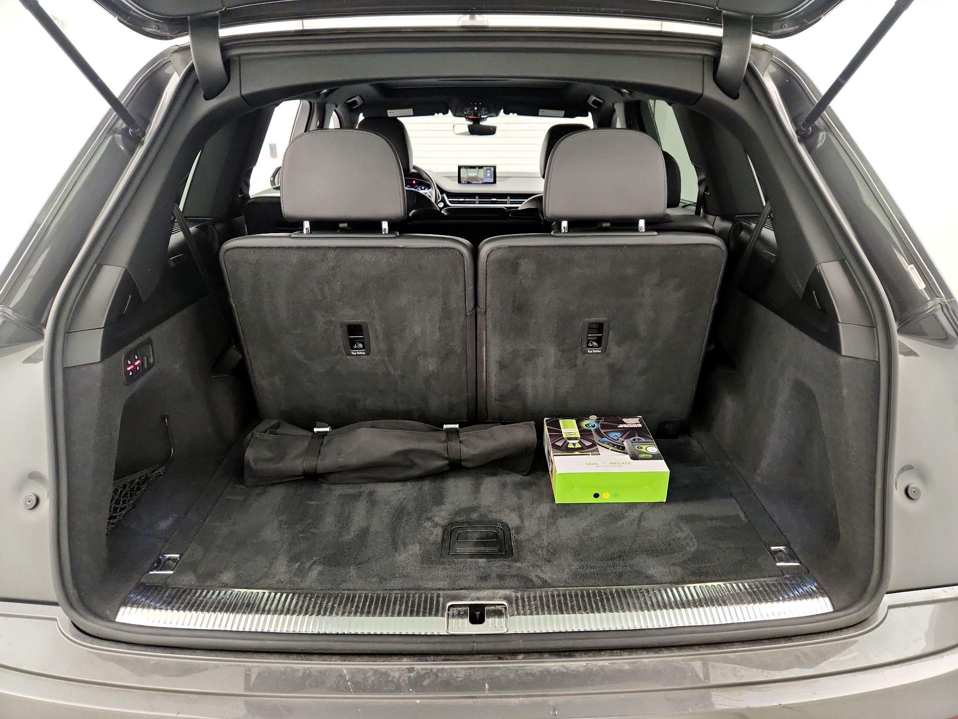 Thumbnail: 2019 Audi Q7 - 20