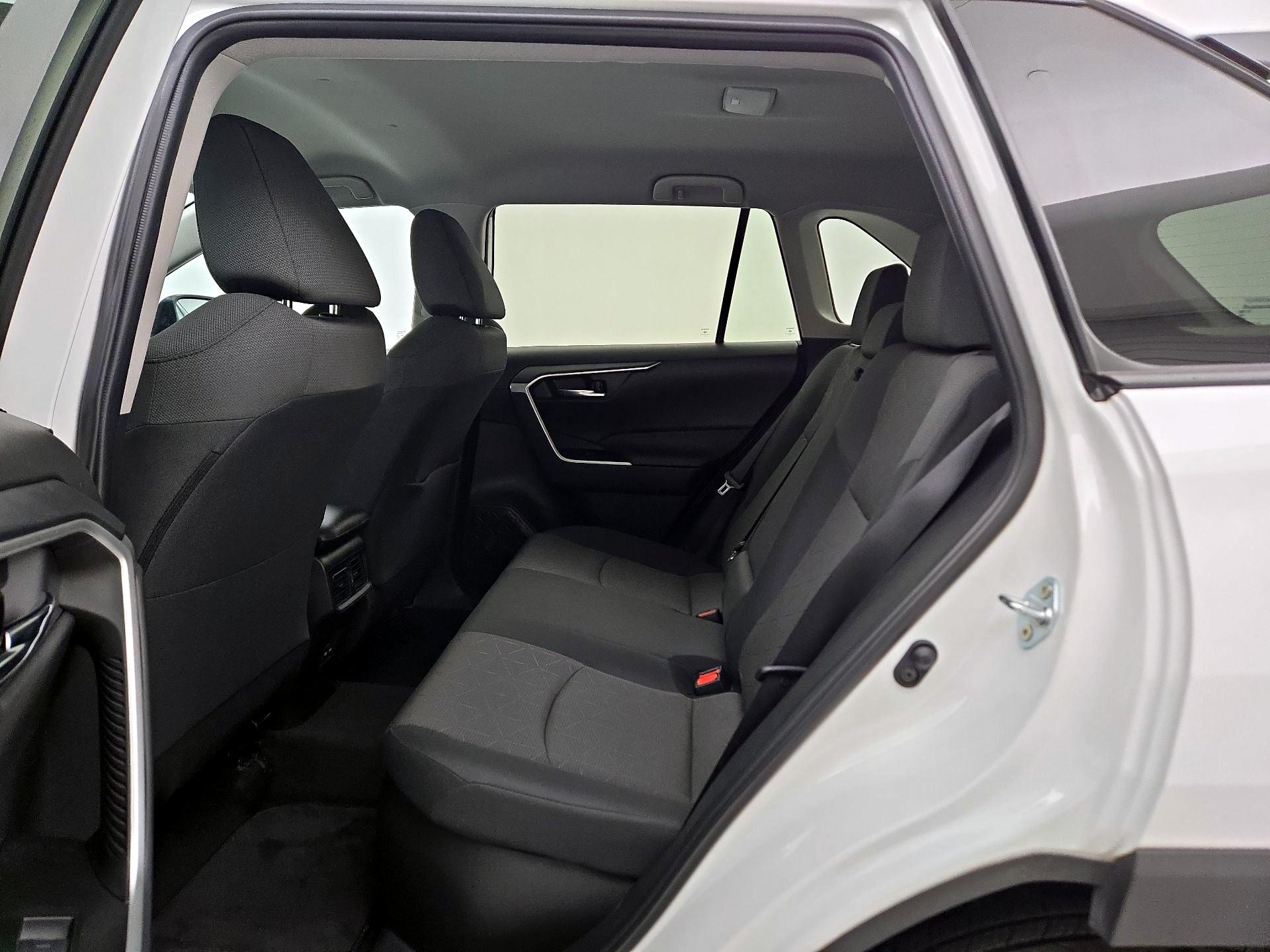 Thumbnail: 2024 Toyota RAV4 - 19