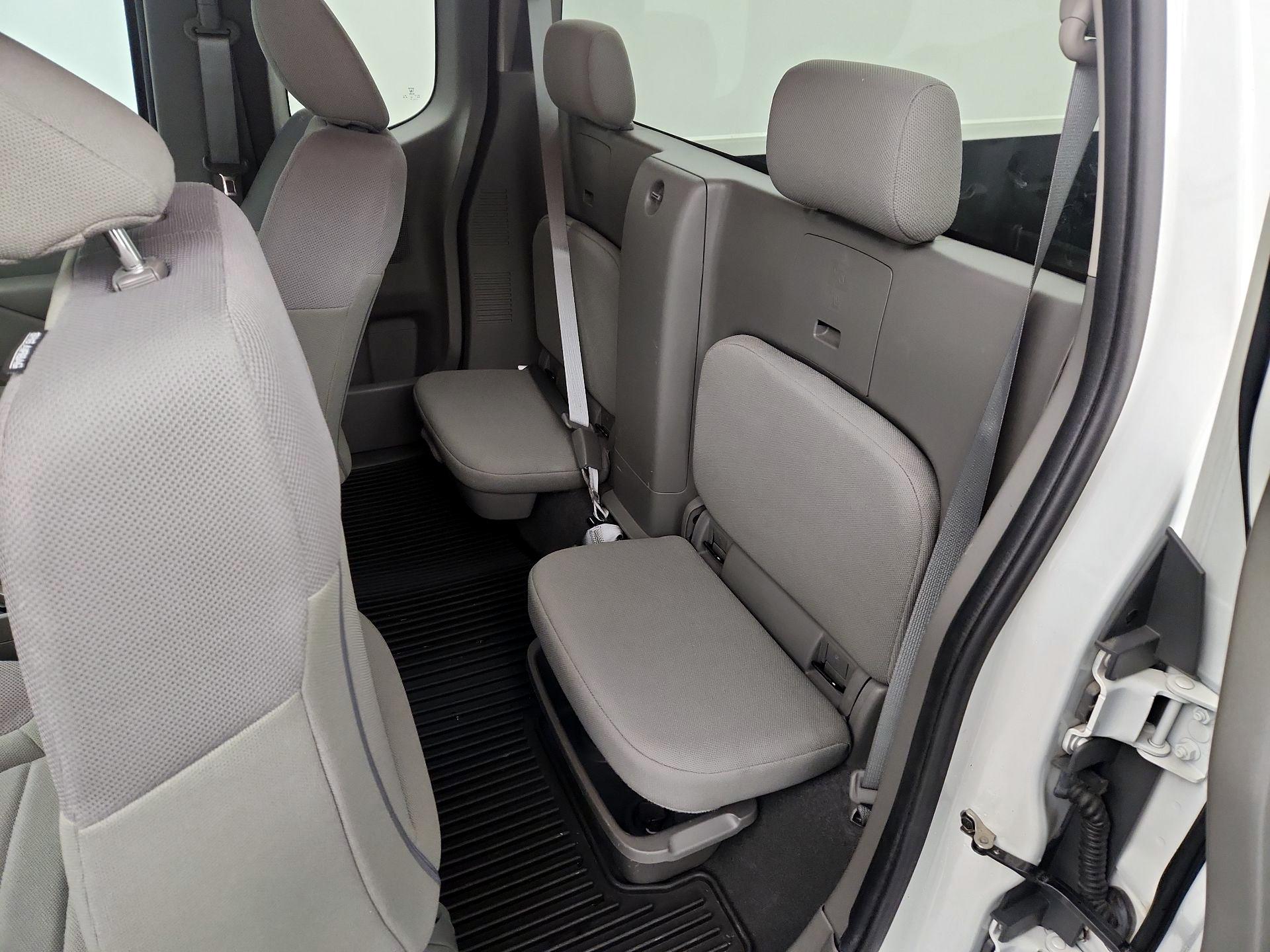 Thumbnail: 2019 Nissan Frontier - 18