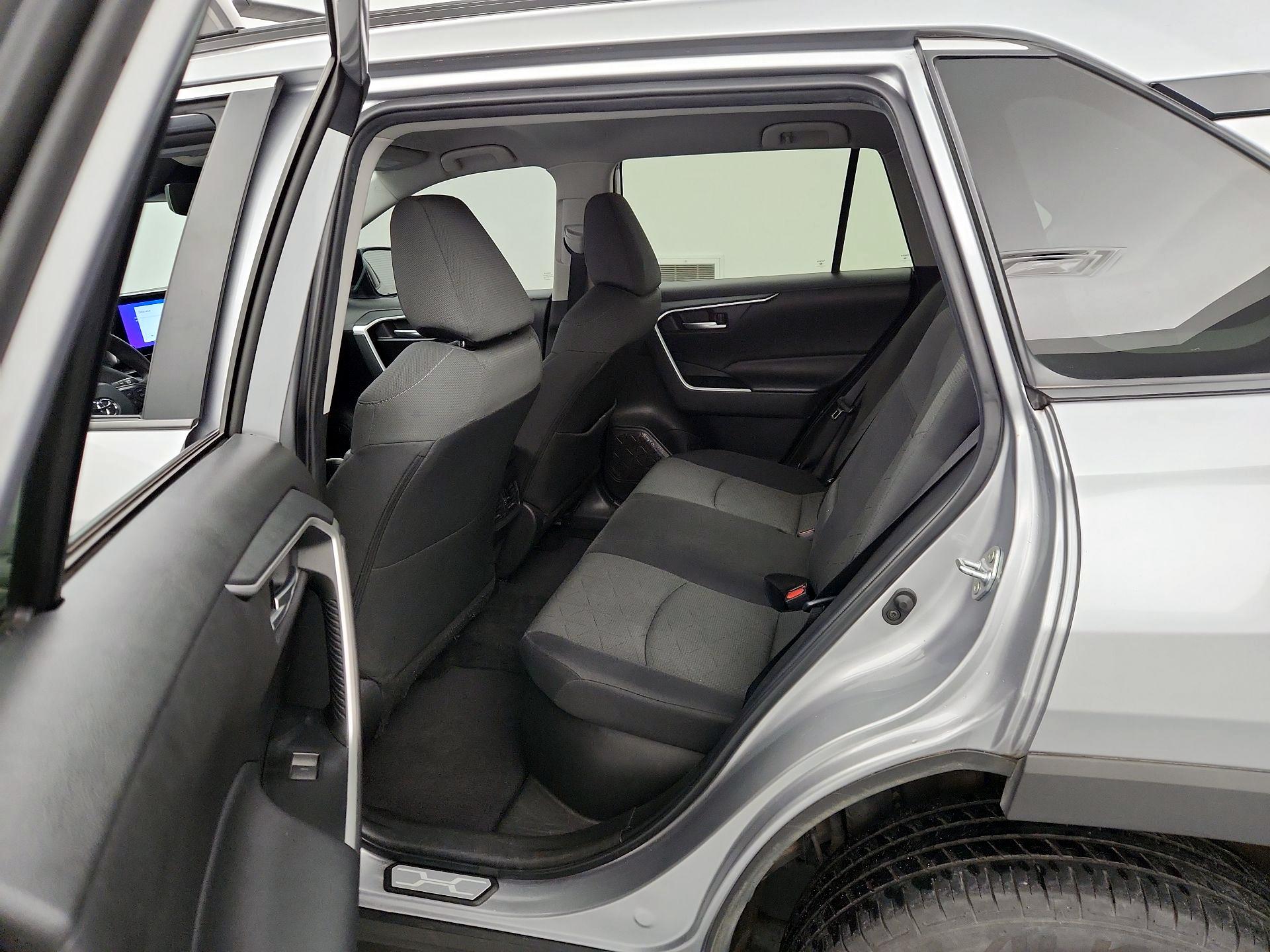 Thumbnail: 2023 Toyota RAV4 - 19