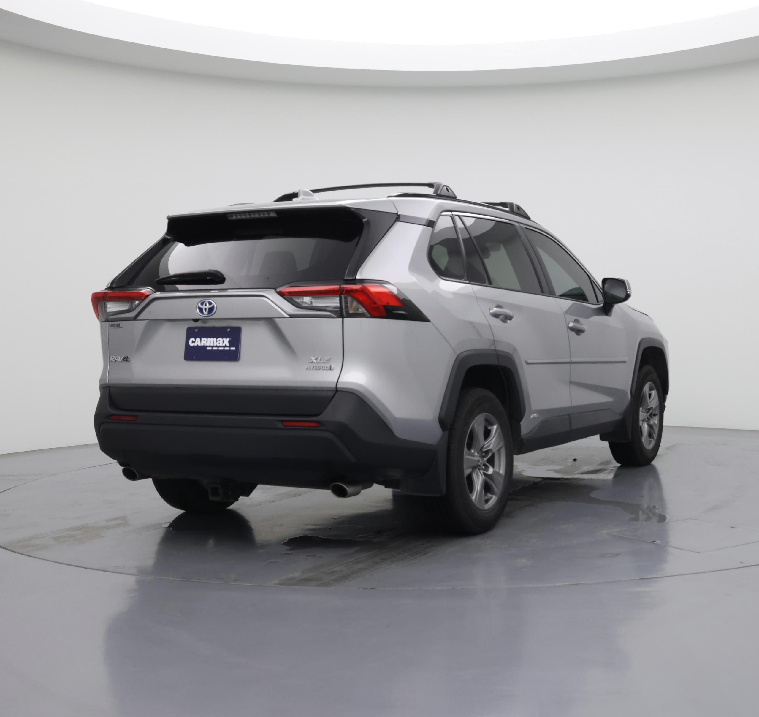 Thumbnail: 2023 Toyota RAV4 - 8