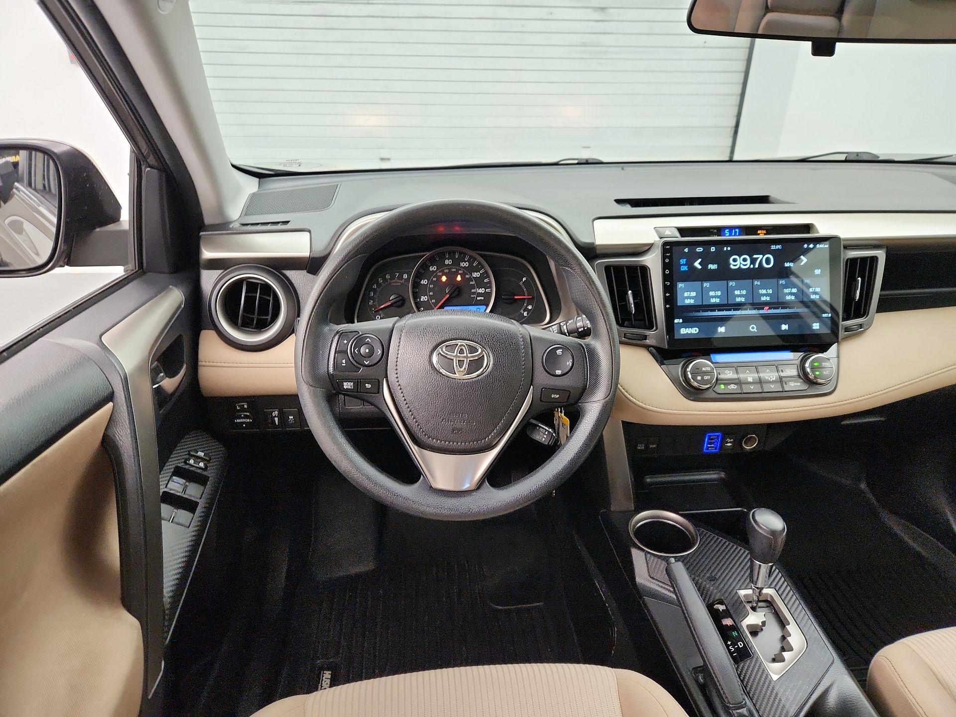 Thumbnail: 2014 Toyota RAV4 - 10