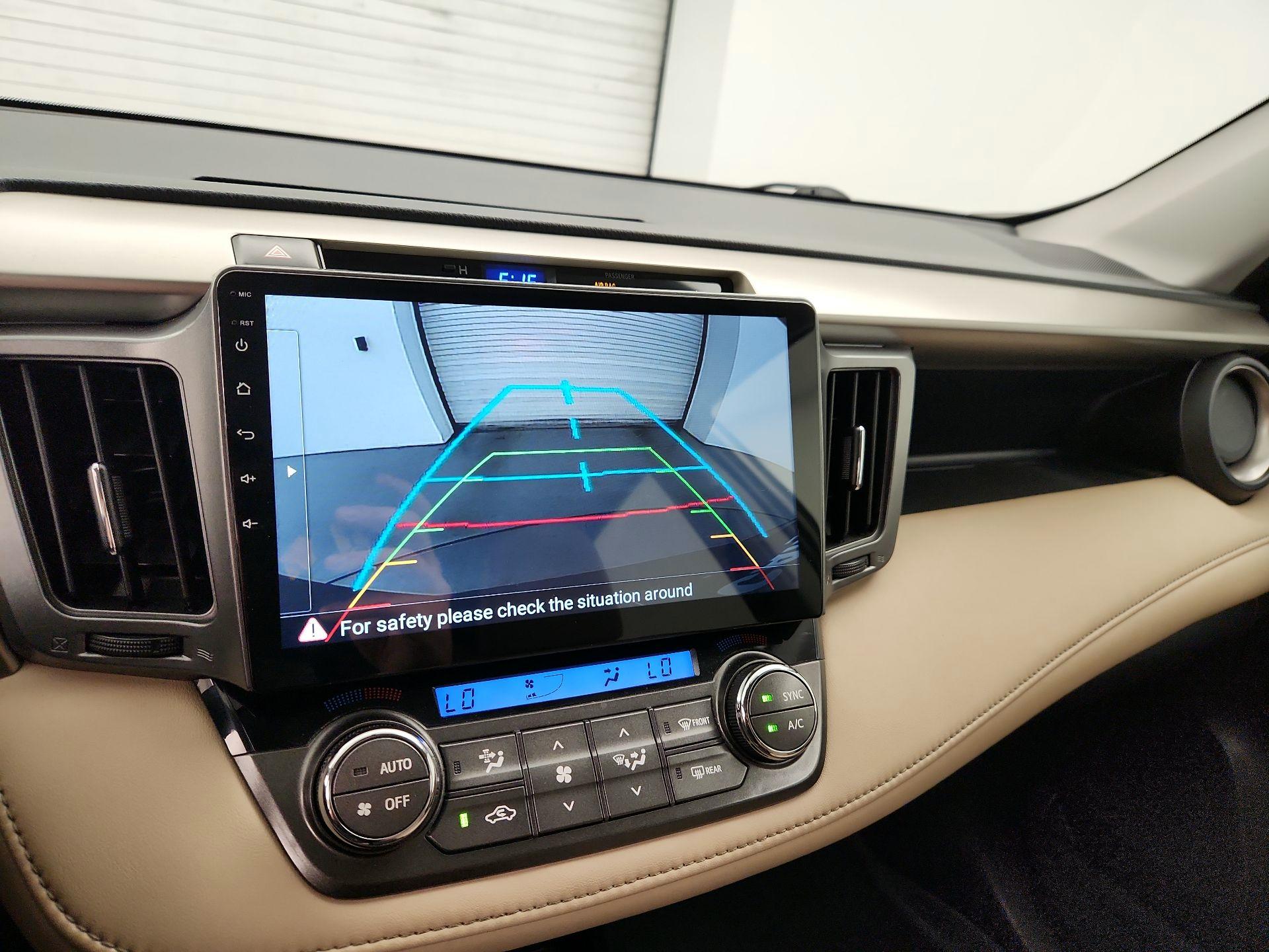 Thumbnail: 2014 Toyota RAV4 - 14